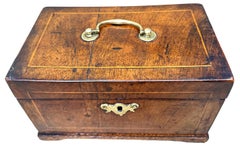 Caja de Té Rectangular Georgiana de Nogal Siglo XVIII