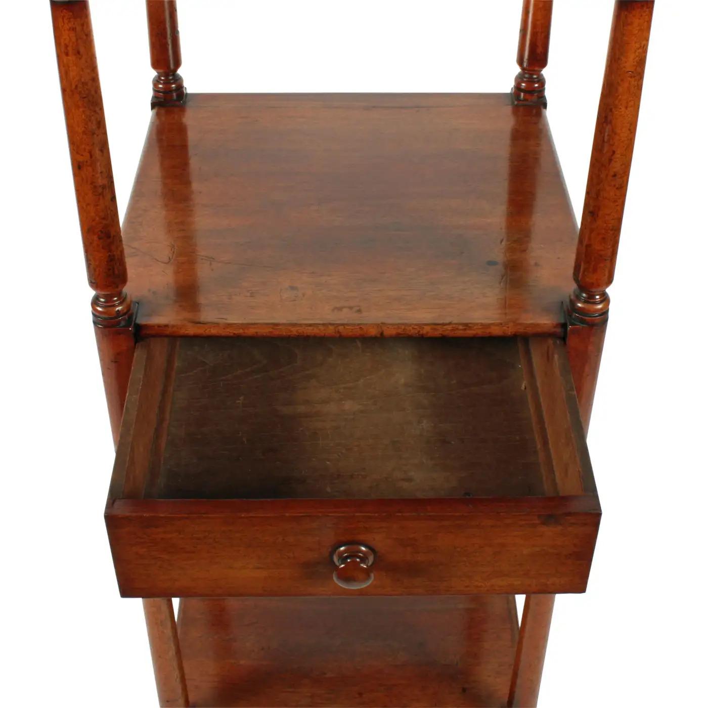 Acajou Machinerie géorgienne et Stand de musique en vente