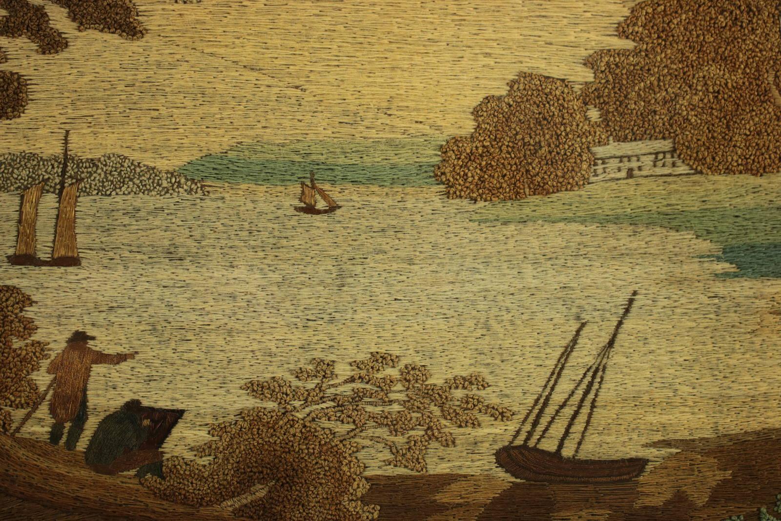 Georgianisches besticktes Gemälde aus Wolle, Schloss an einem See (Bestickt) im Angebot