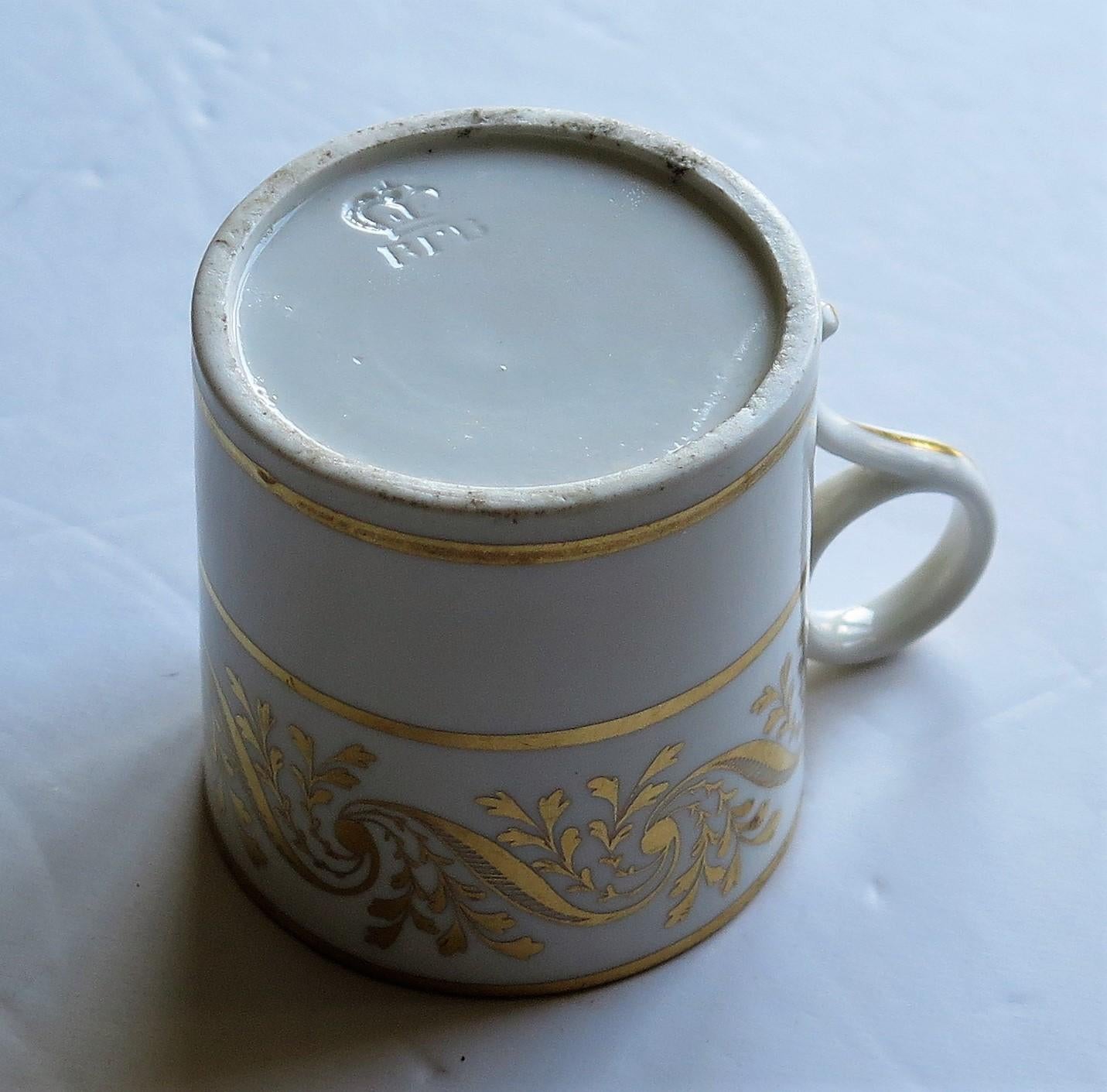 Georgian Worcester BF&B Porzellan-Kaffeekanne mit handvergoldetem Muster, um 1810 im Angebot 1