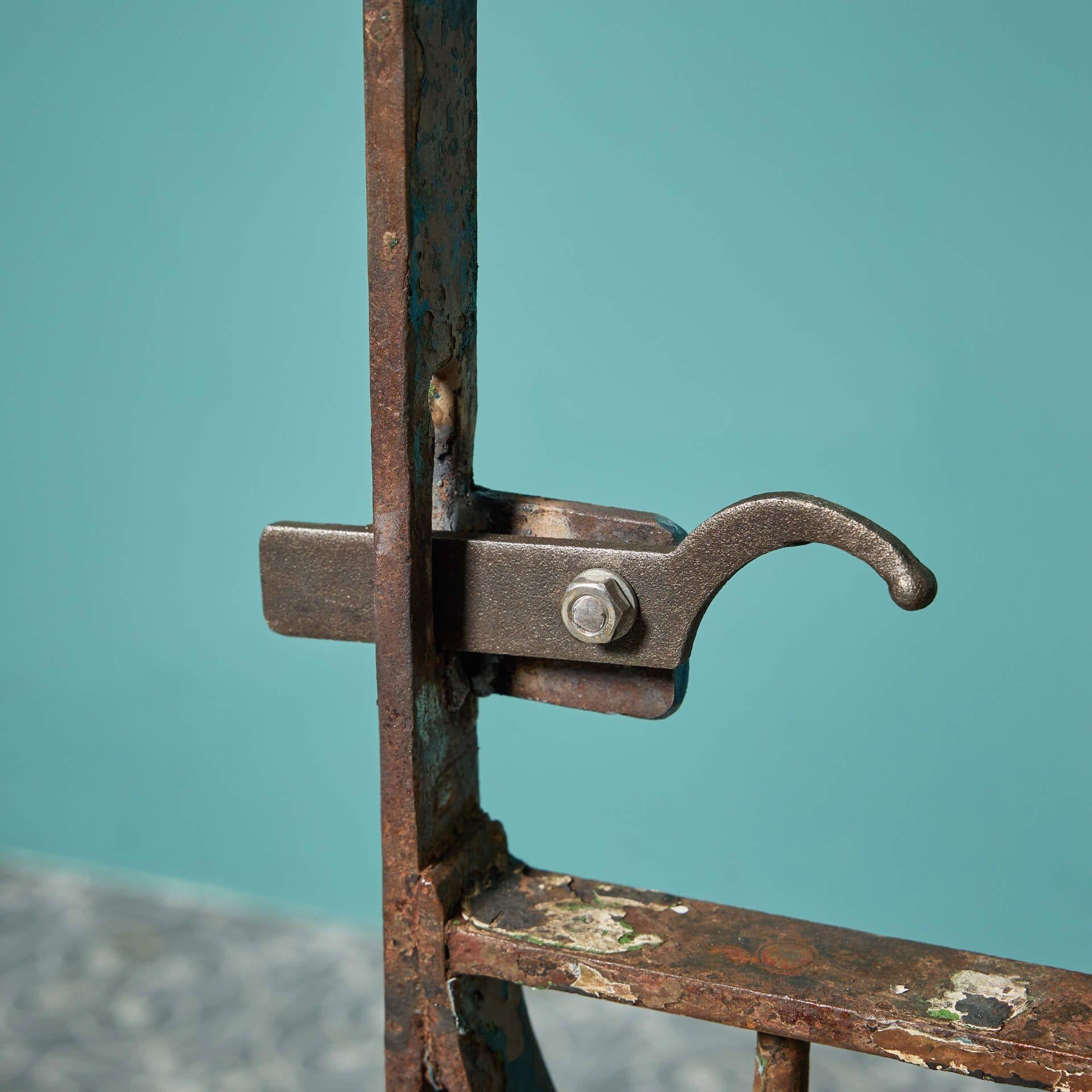 English Georgian Wrought Iron Gate with Gold Arrowhead Finials For Sale