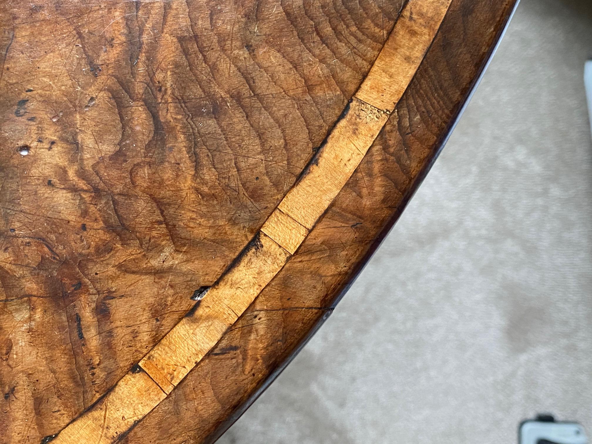 Veneer Georgian Yew Wood Circular Tripod Table For Sale
