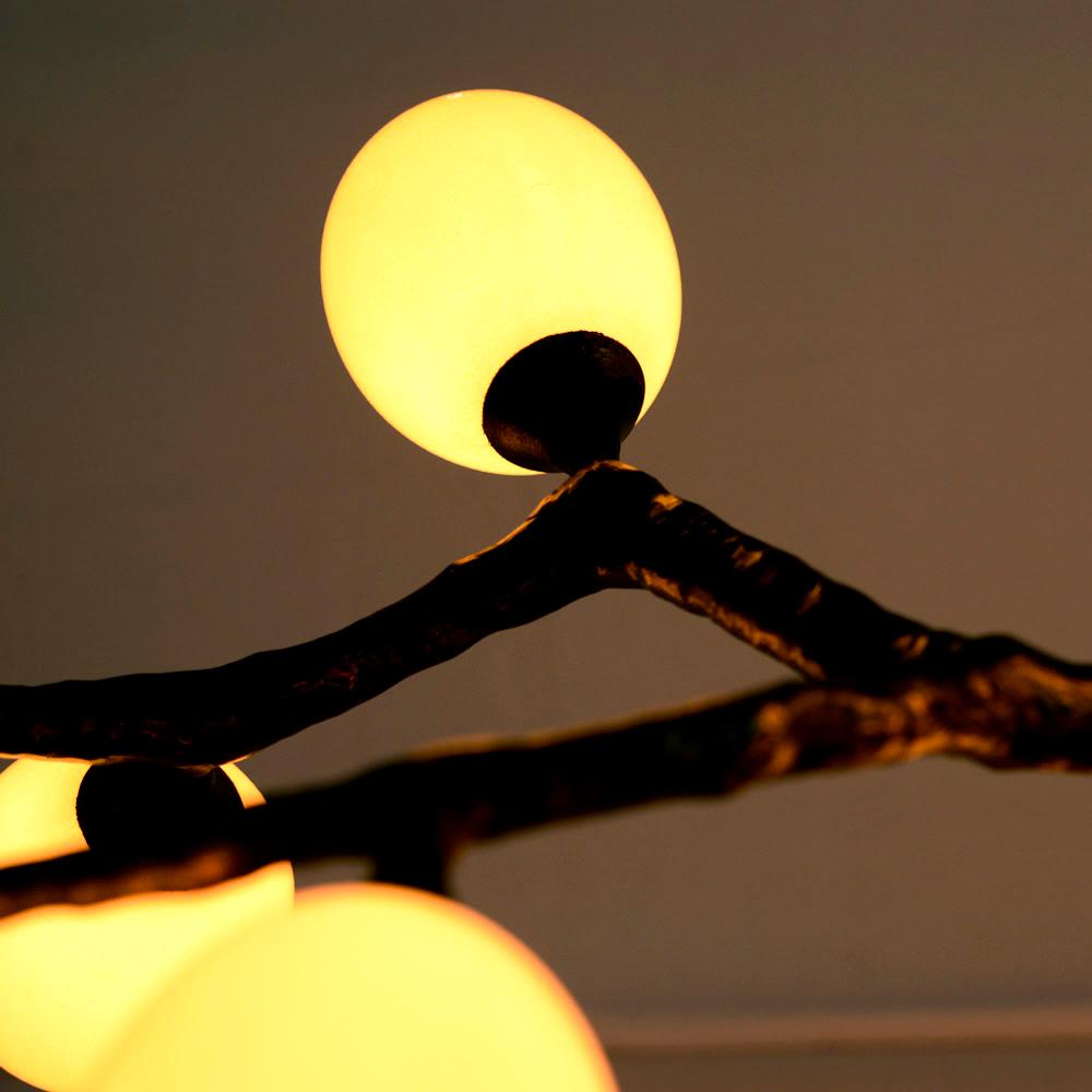 Postmoderno Lampada a sospensione Georgina Egg Jabuticaba di 7Gods Studio in vendita