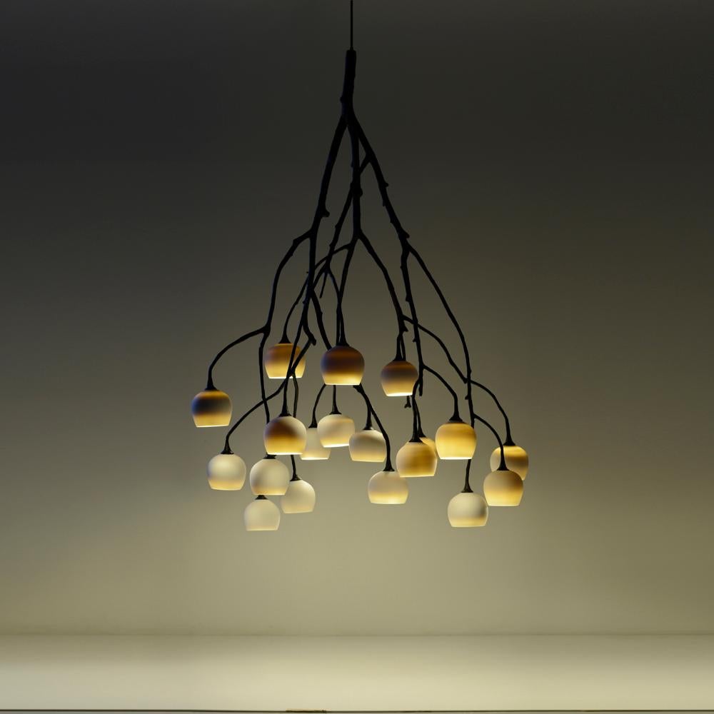 Lampada a sospensione Georgina Egg Jabuticaba di 7Gods Studio in vendita 1