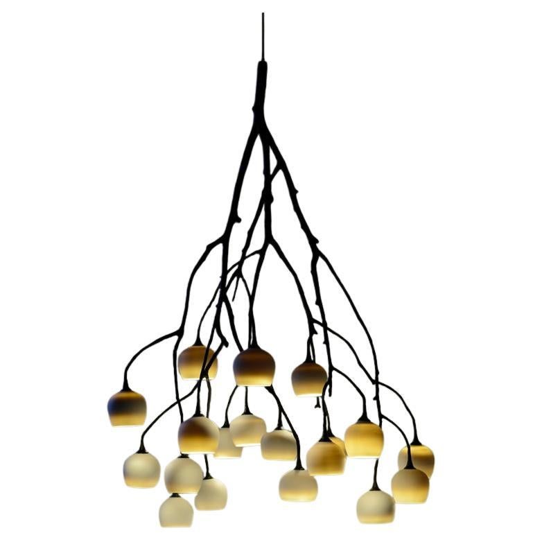 Lampada a sospensione Georgina Egg Mountain Ash di 7Gods Studio