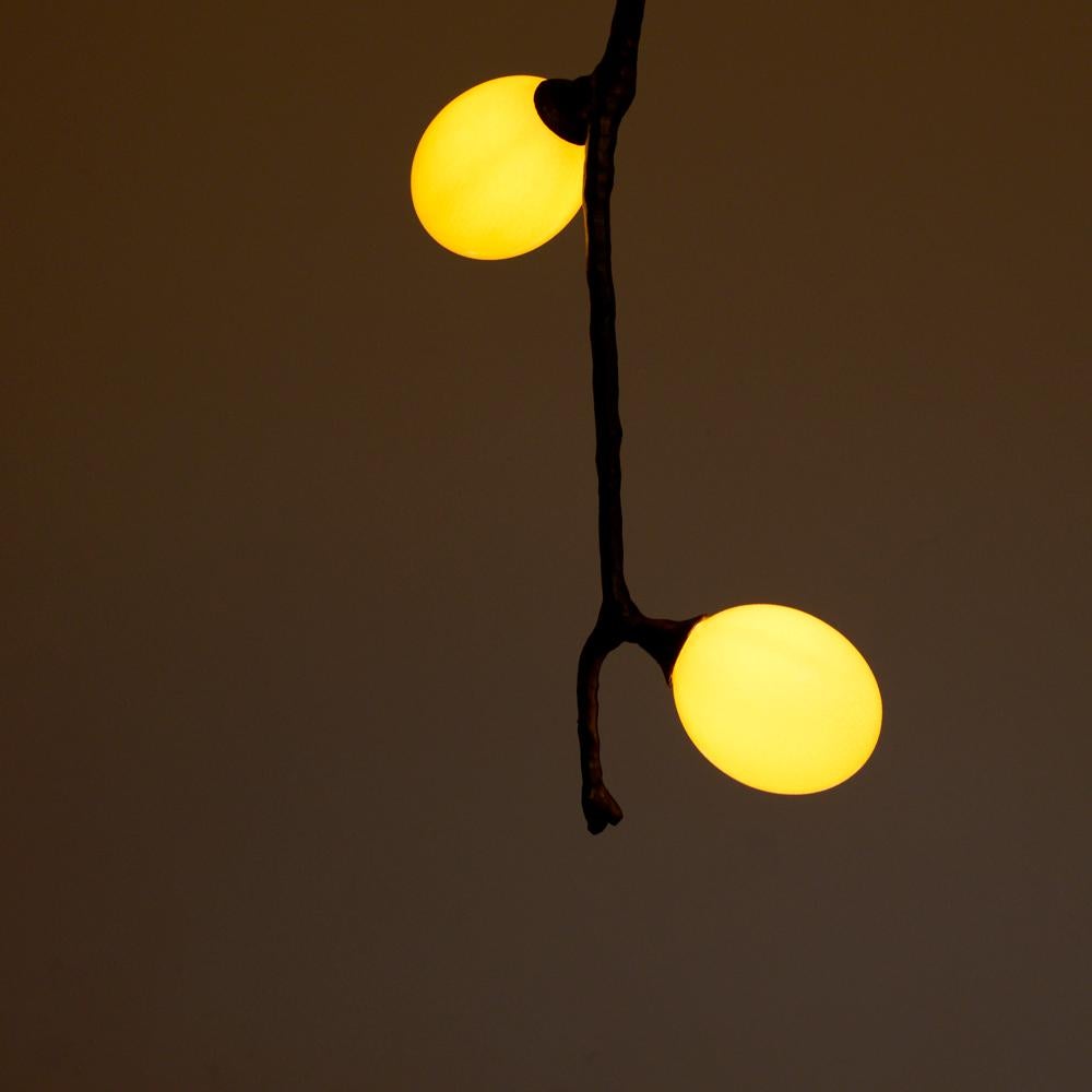 Georgina Magnolia Cascada Lámpara Colgante by 7Gods Studio Fibra de carbono en venta