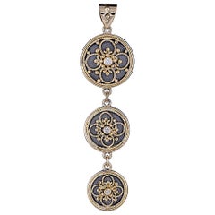 Pendentif byzantin en or jaune 18 carats et diamants rhodiés de la collection Georgios