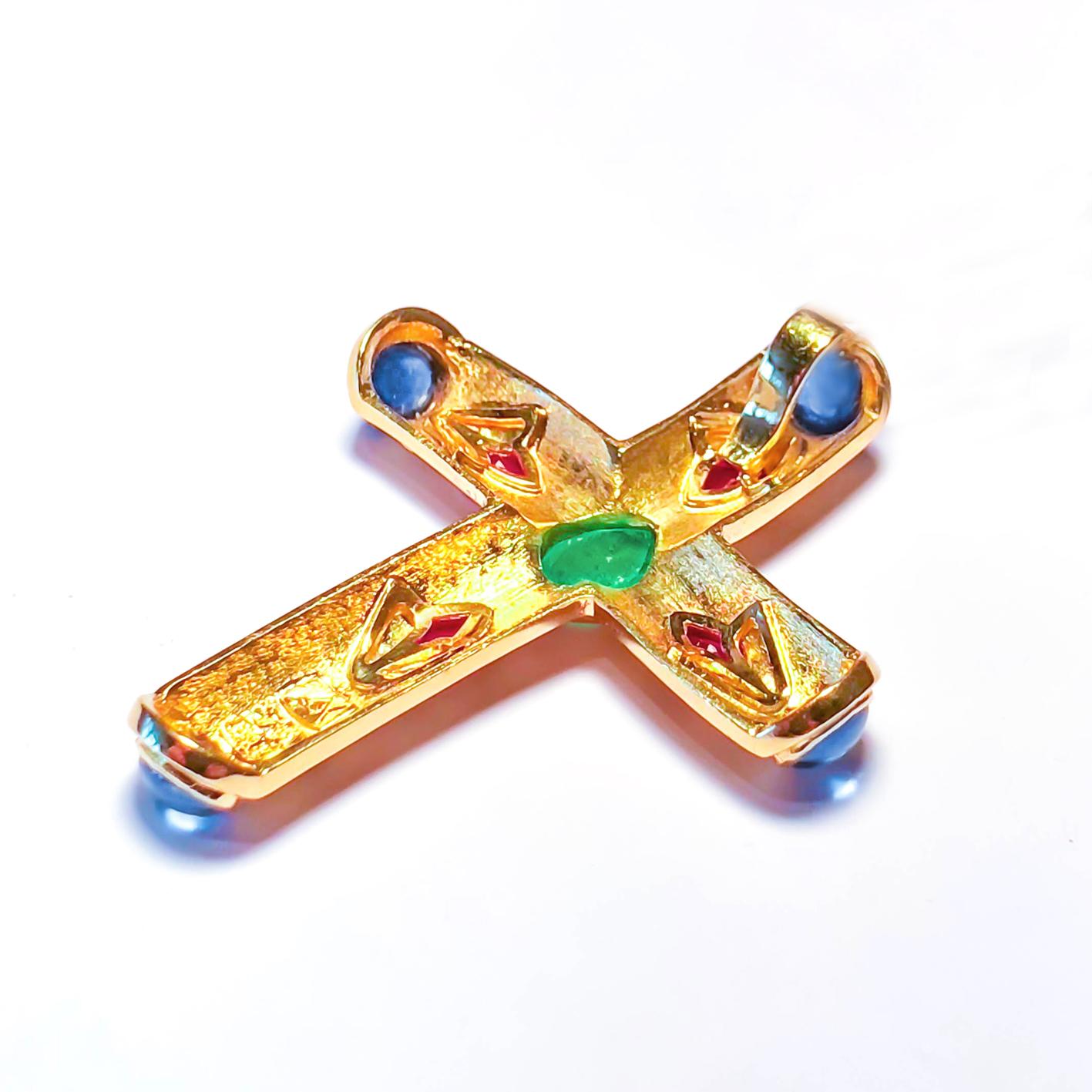 Georgios Collection 18 Karat Gold Emerald, Ruby, Blue Sapphire Byzantine Cross   In New Condition For Sale In Astoria, NY