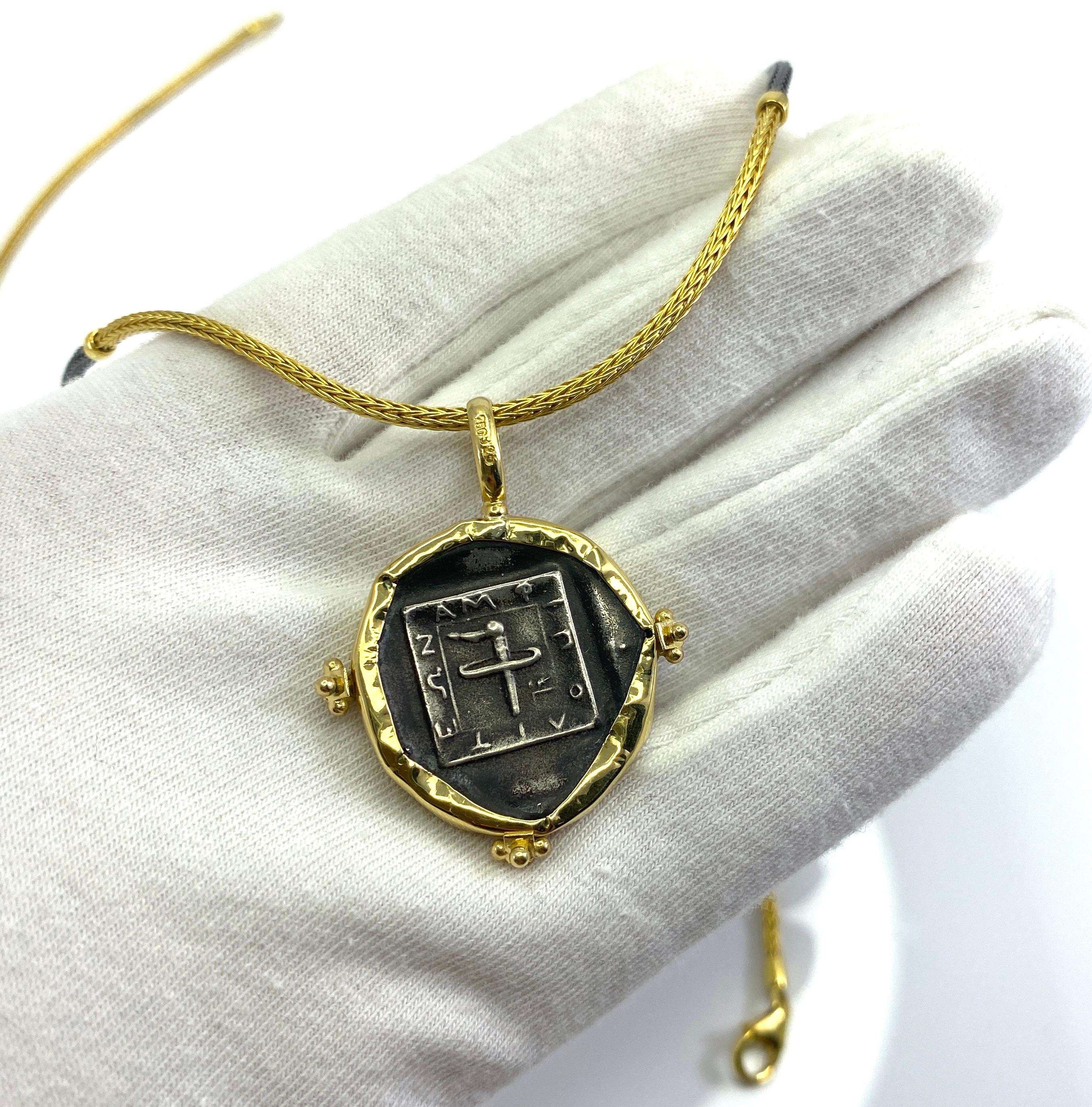 Greco classico Ciondolo Georgios Collection in oro 18 carati con immagine Apollon in argento e diamanti in vendita