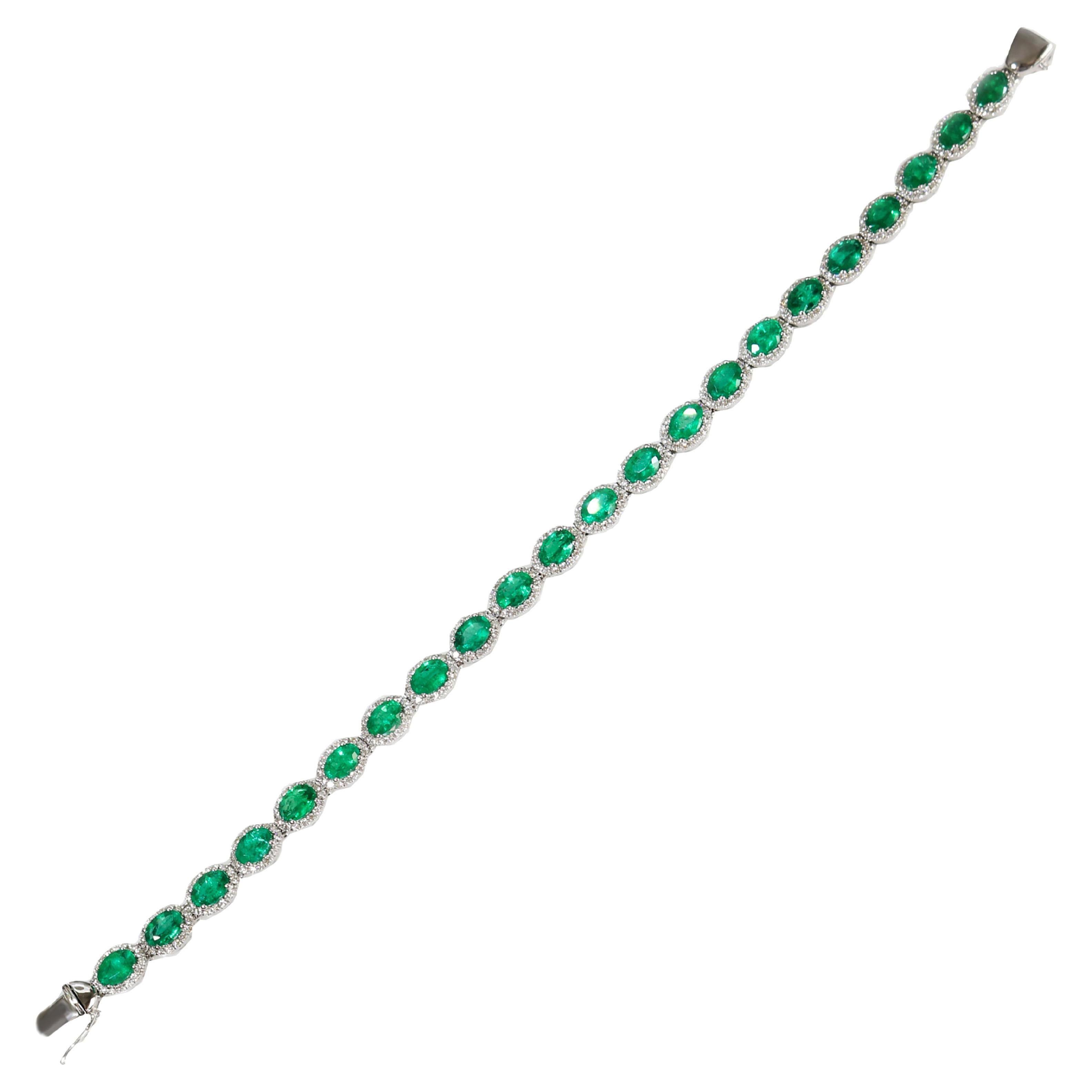 Colección Georgios Pulsera de oro blanco de 18 quilates Esmeralda talla oval con diamantes en venta