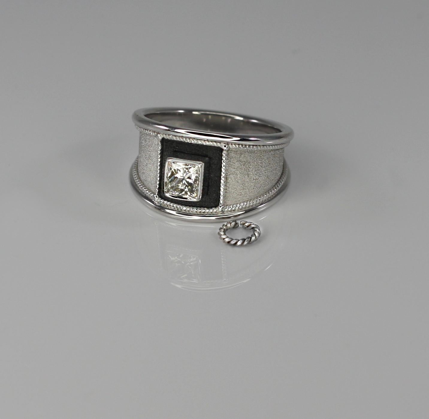 Georgios Collections Breiter Ring aus 18 Karat Weißgold und schwarzem Rhodium Diamant im Angebot 7