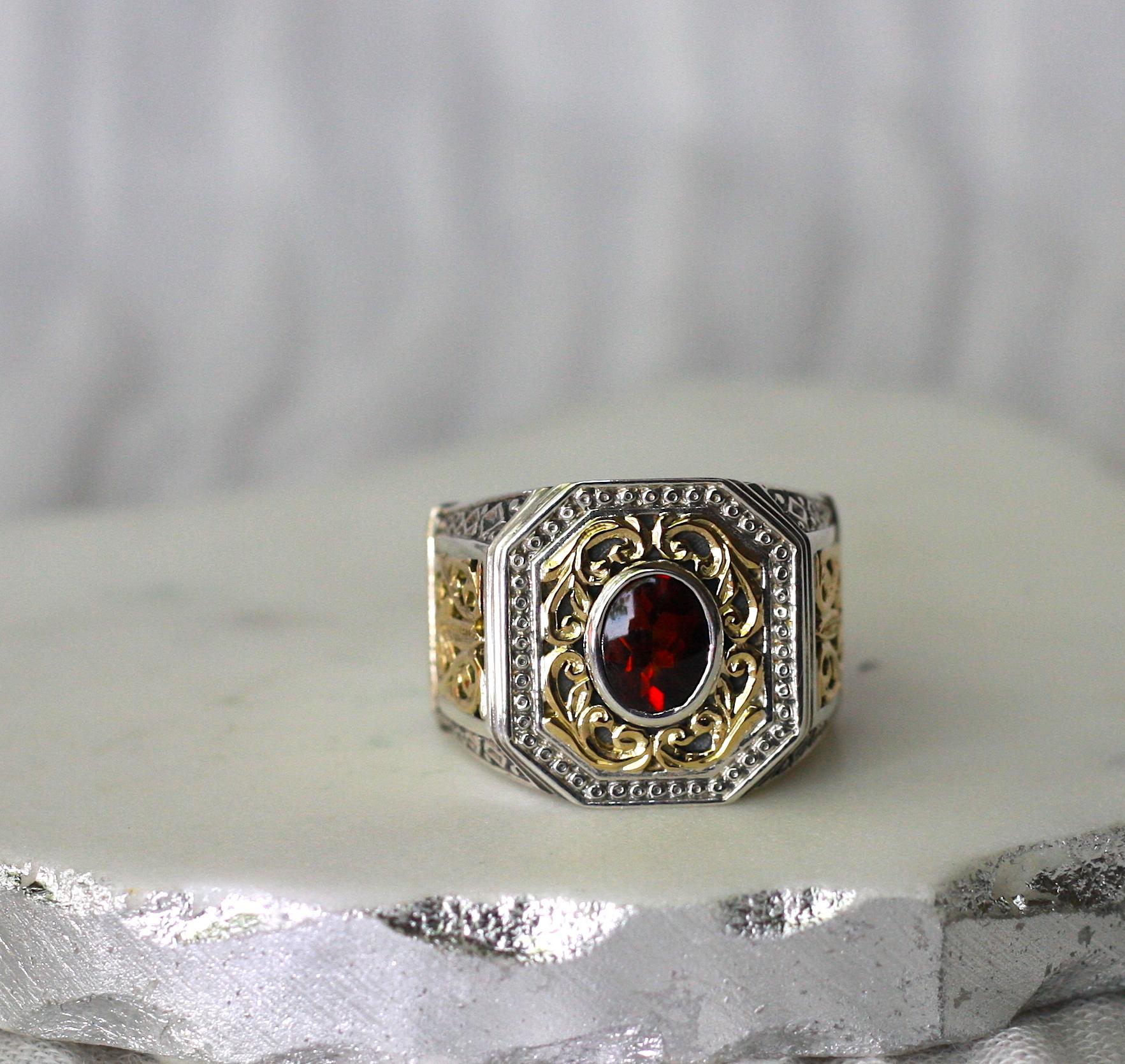 Georgios Collections 18 Karat Gold and Silver Ring with Garnet In New Condition For Sale In Astoria, NY