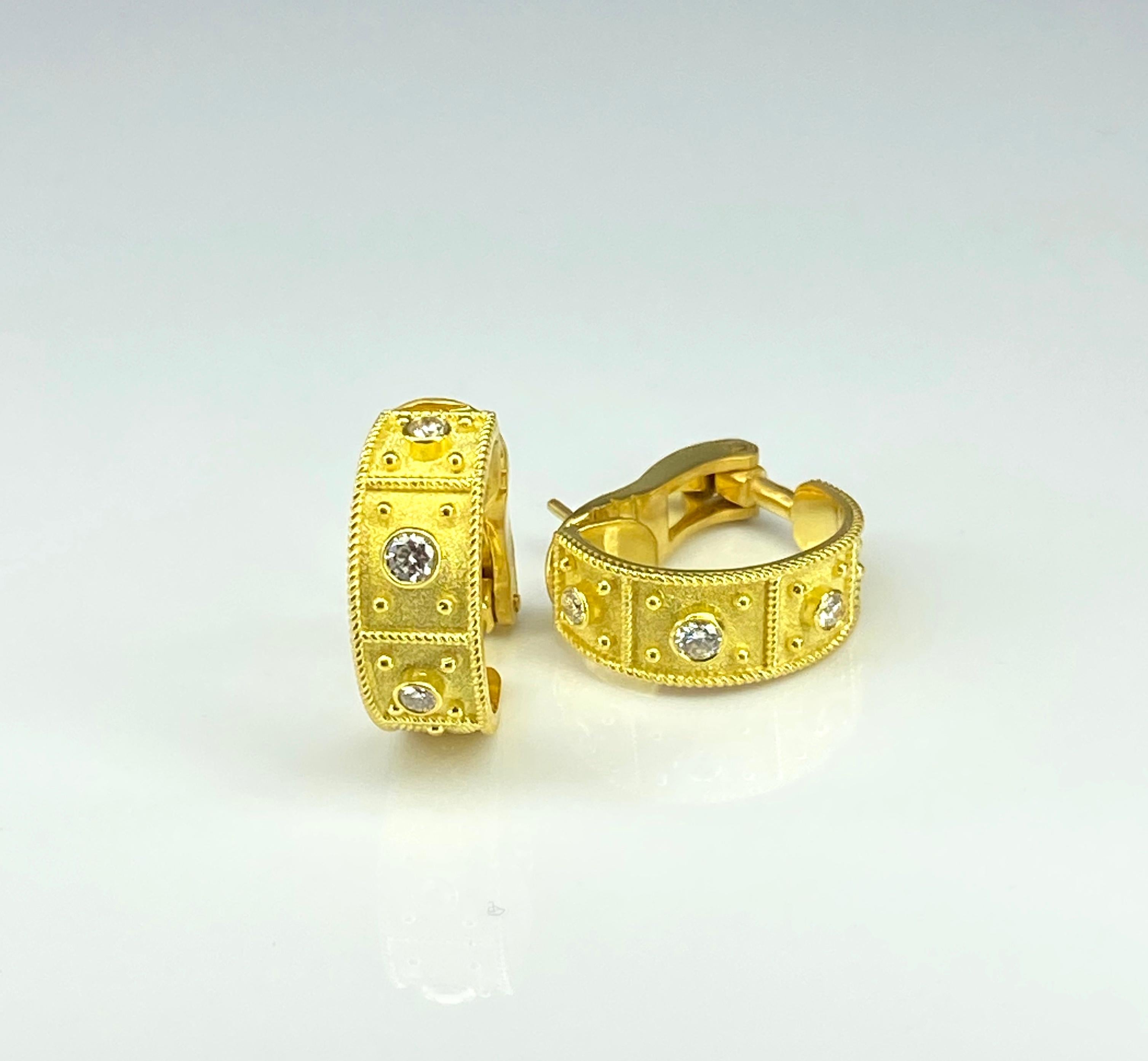 Créoles à clips byzantines en or 18 carats et diamants, collection Georgios Pour femmes en vente