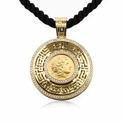 Colgante de moneda de Alejandro con cordón de oro de 18 quilates de Georgios Collections