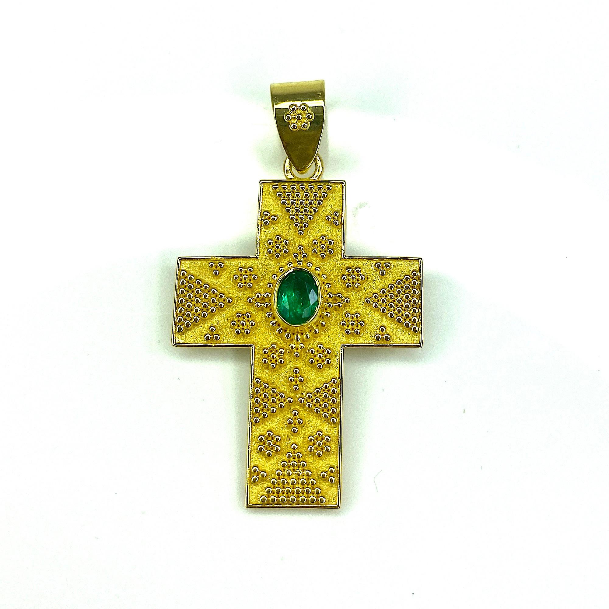 Georgios Kollektionen 18 Karat Gold Smaragd und Granulation byzantinisches Kreuz (Byzantinisch) im Angebot