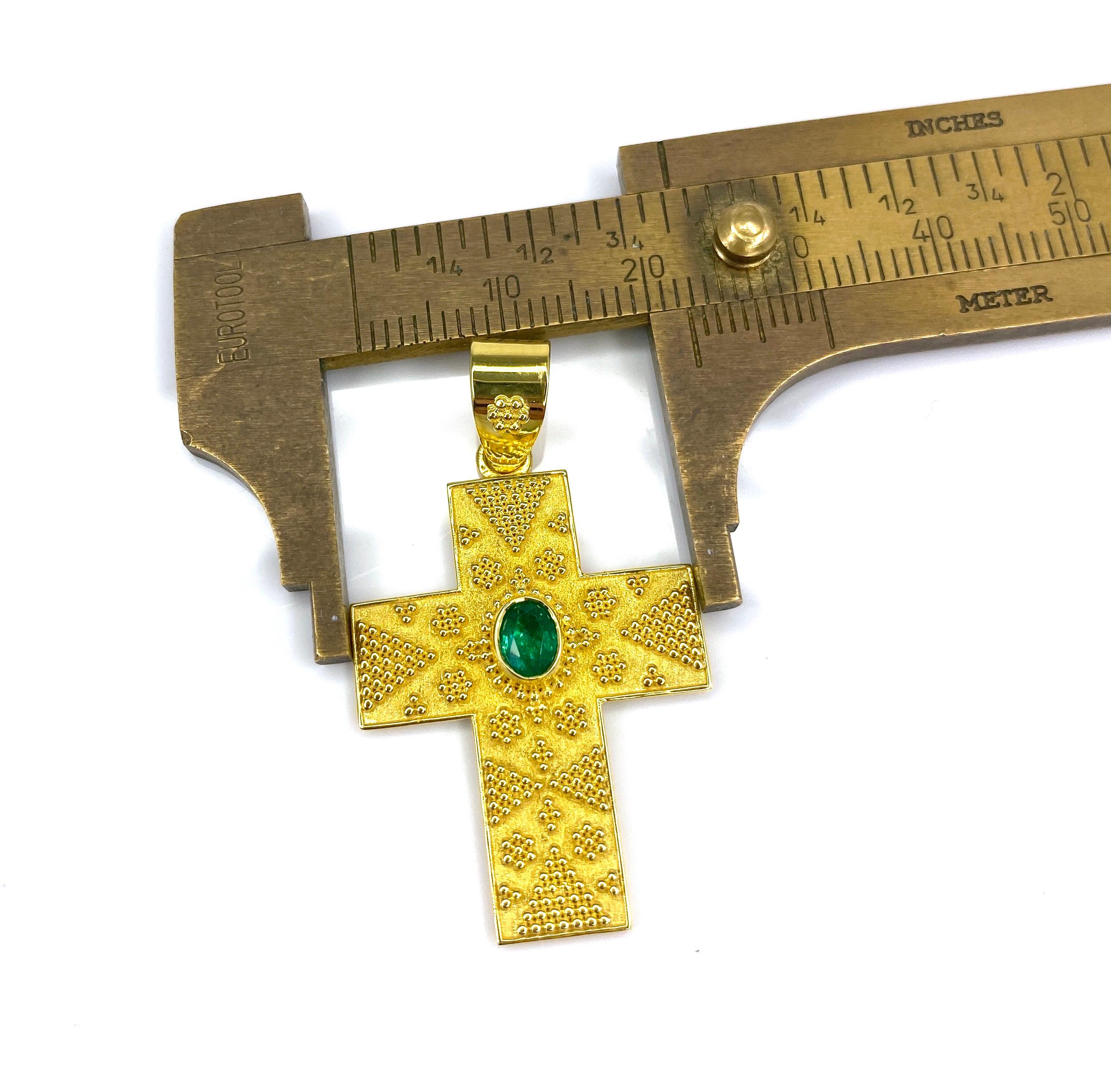 Oval Cut Georgios Collections 18 Karat Gold Emerald and Granulation Byzantine Cross For Sale