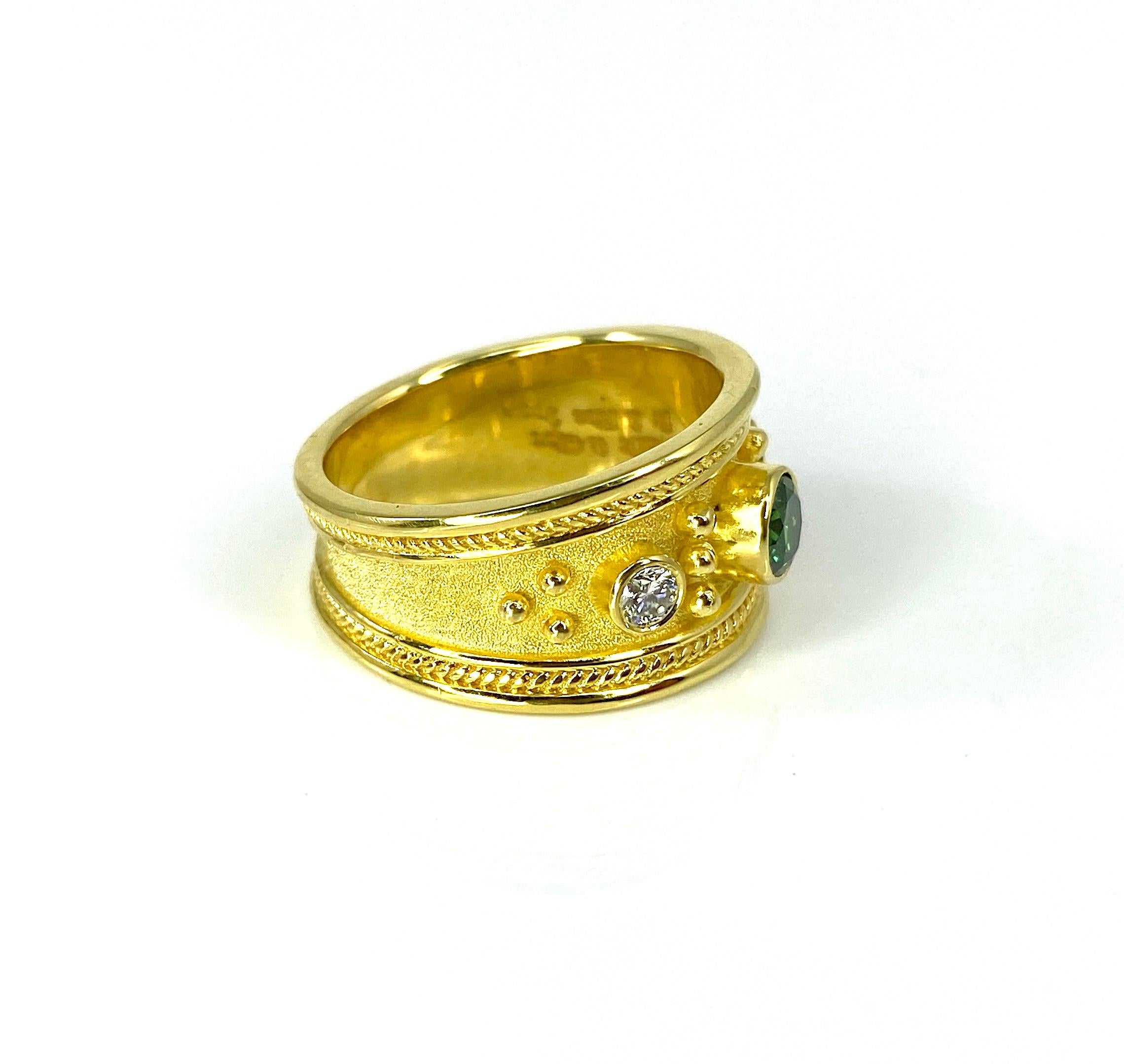 Georgios Collections Granulation-Ring aus 18 Karat Gold mit grünem und weißem Diamanten  Herren im Angebot