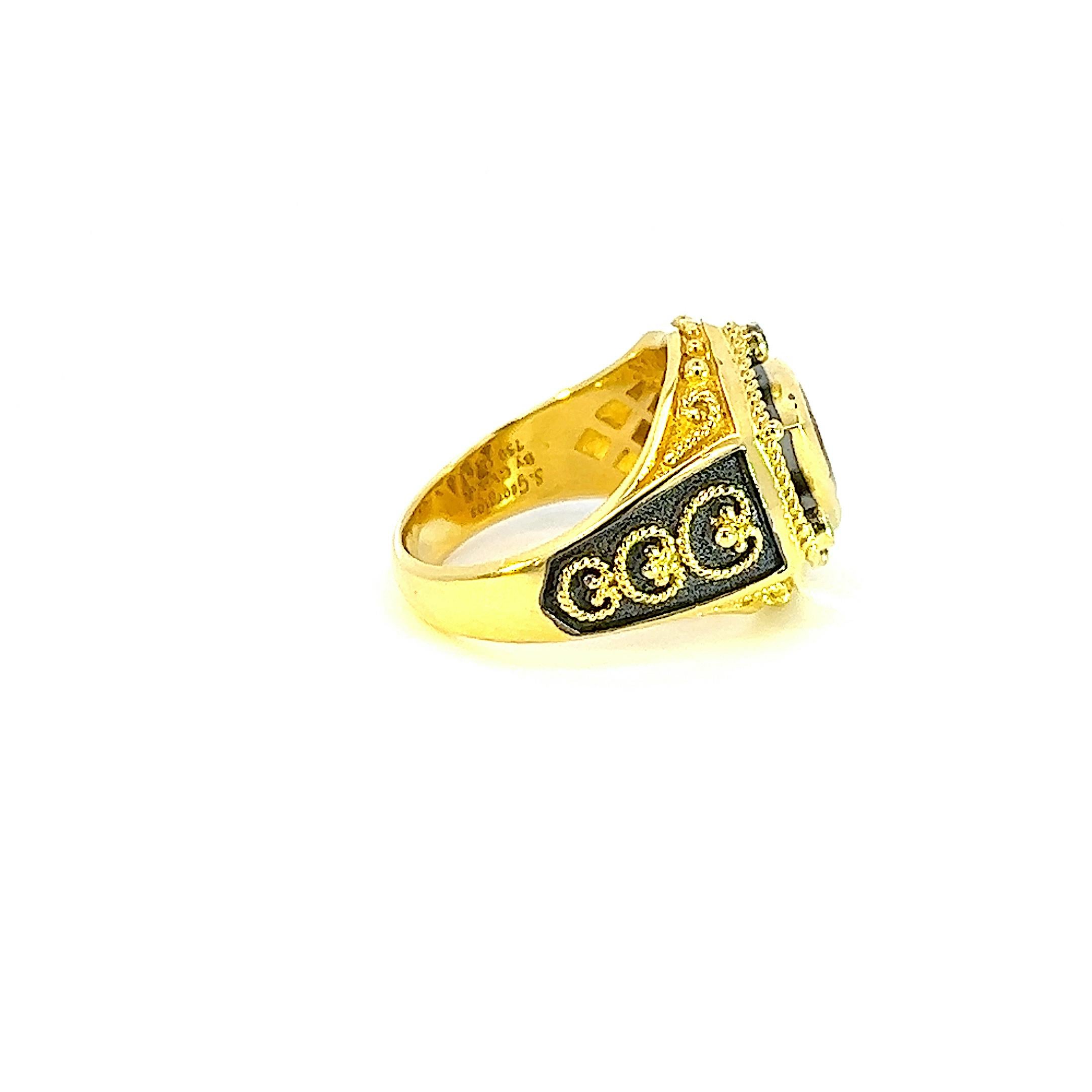 Georgios Collections Ring aus 18 Karat Gold mit Tansanit im Trillionenschliff und Diamanten für Damen oder Herren im Angebot