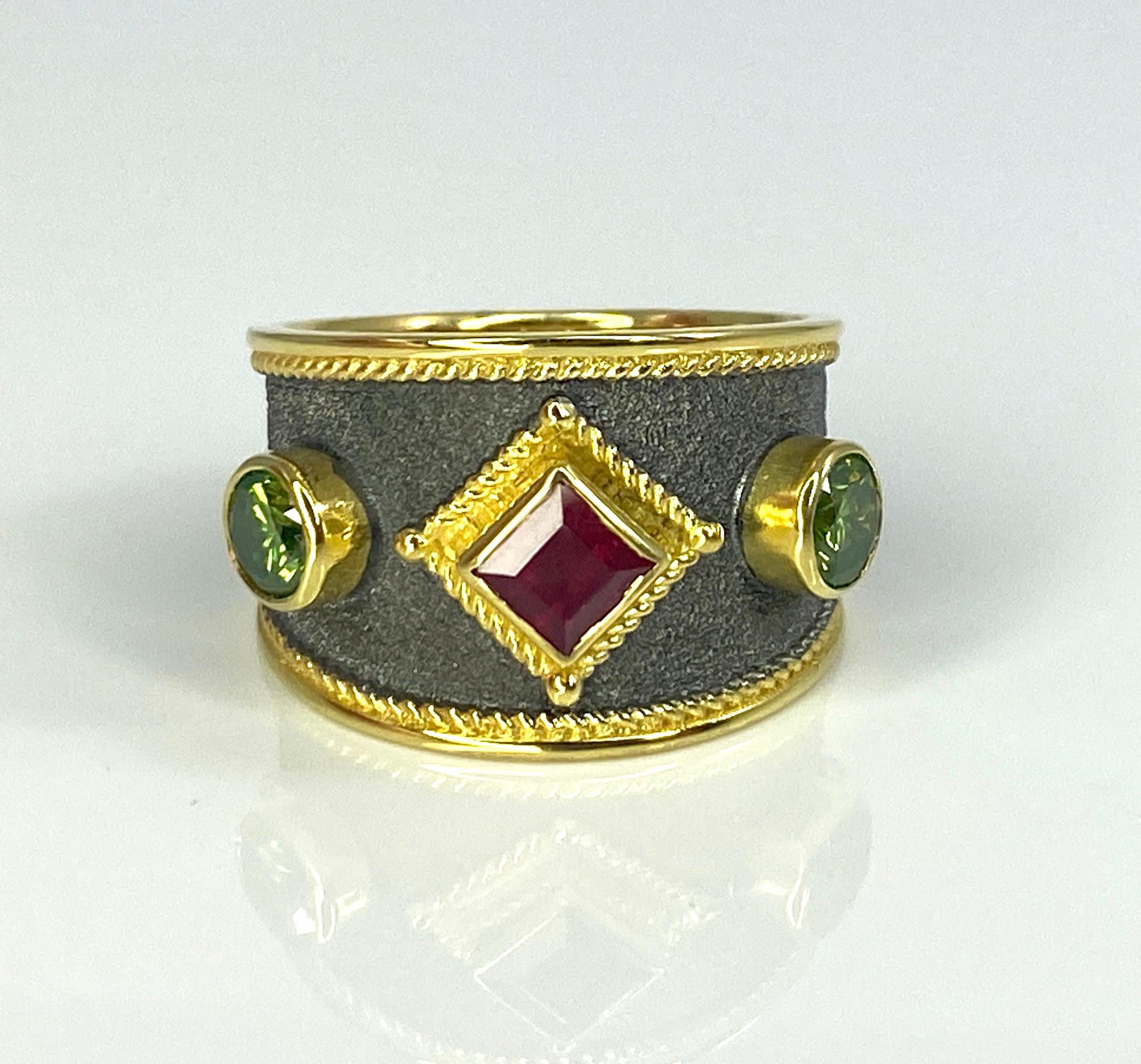 Georgios Collections 18 Karat Gold Two Tone Green Diamond and Ruby Ring  For Sale 12