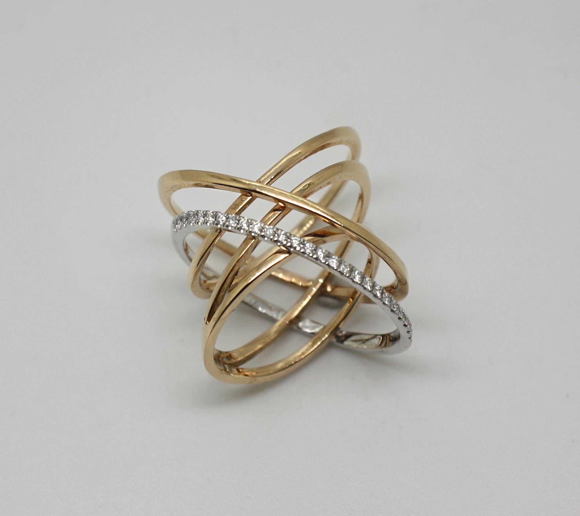 Contemporain Georgios Collections Bague à anneau bicolore en or rose et blanc 18 carats avec diamants en vente