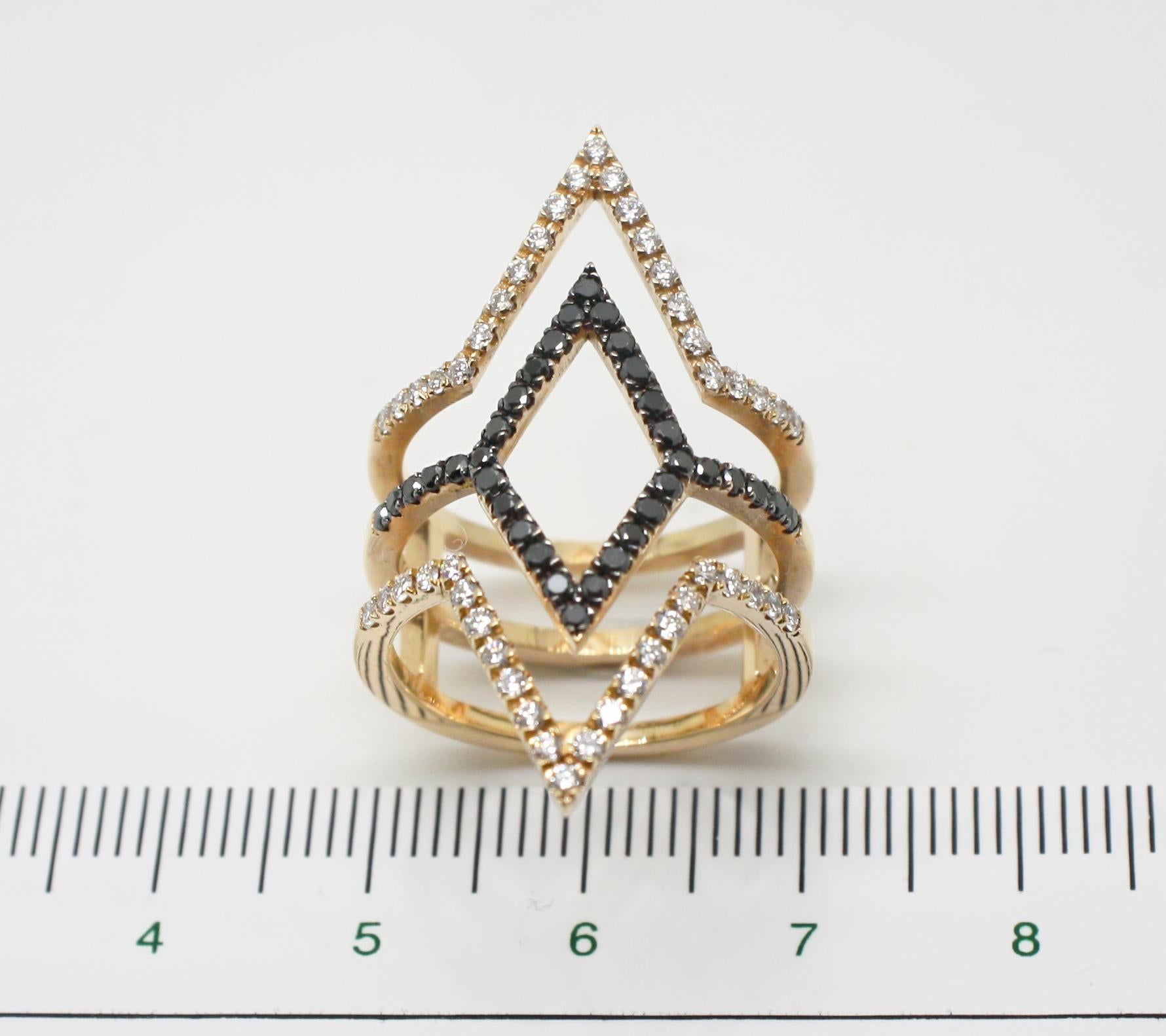 Georgios Collections 18 Karat Roségold Schwarzer und Weißer Diamant Spiral Ring im Angebot 1
