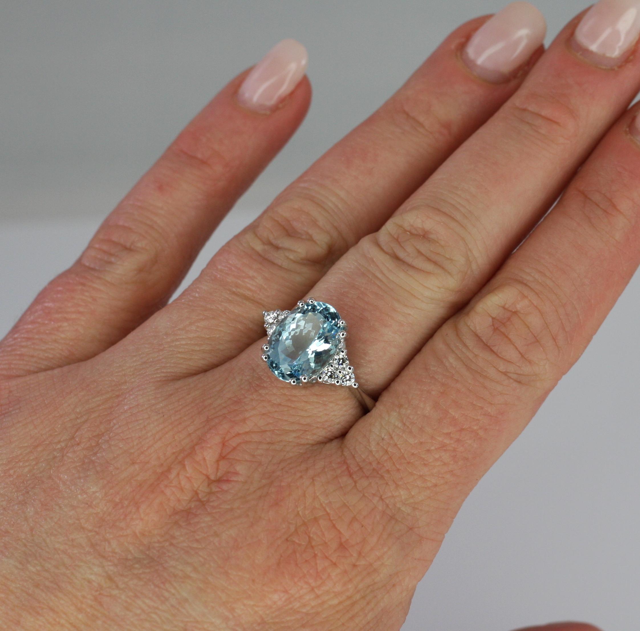 Georgios Collections 18 Karat White Gold Aquamarine Solitaire Ring with Diamonds 4