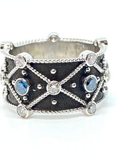 Georgios Kollektionen 18 Karat Weißgold Blauer Weißer Diamant Zweifarbiger Bandring