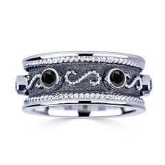 Colecciones Georgios Oro Blanco 18 Kilates  Anillo Bizantino Diamantes Negros