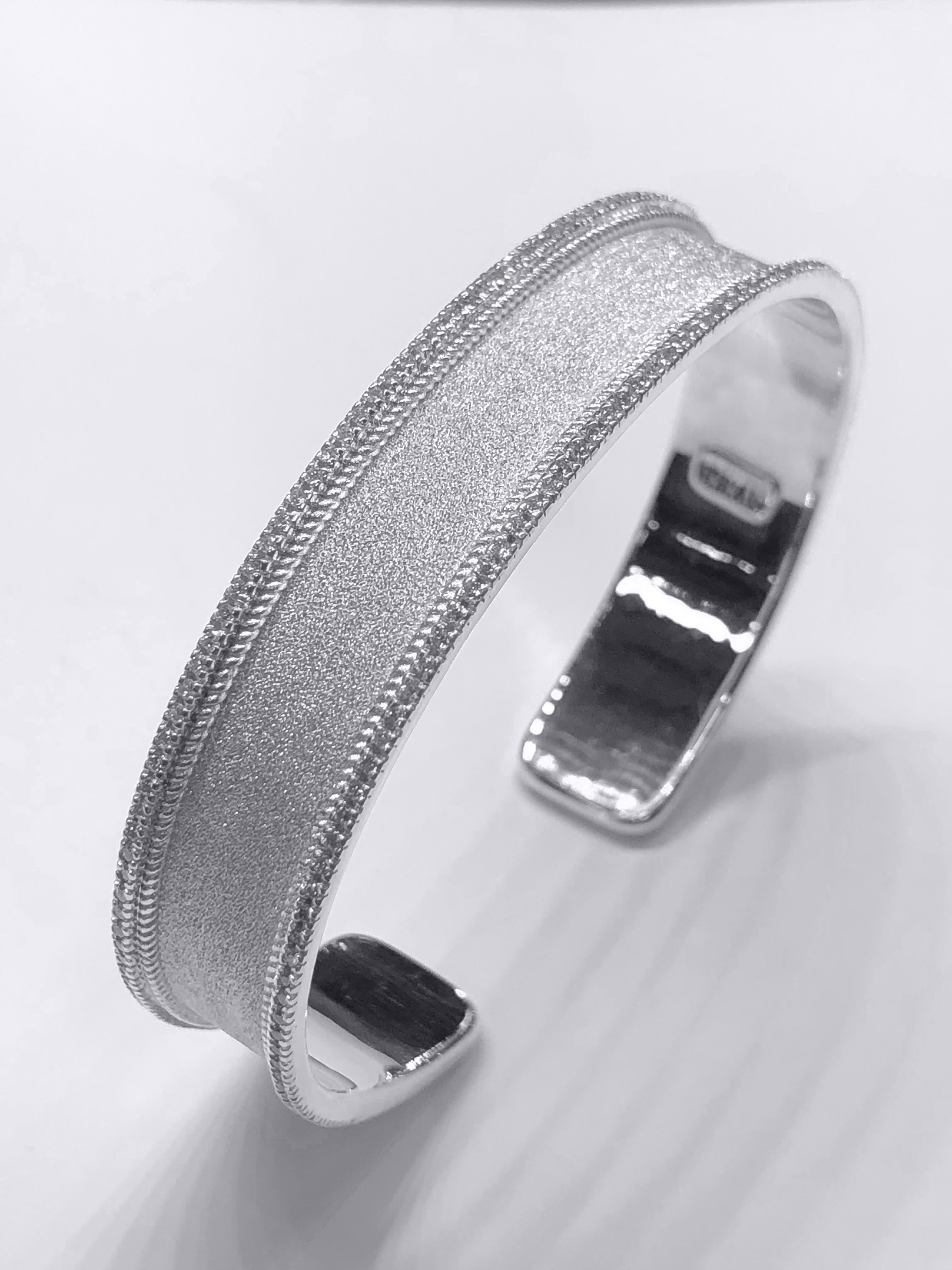 Georgios Collections 18 Karat White Gold Diamond Bangle Bracelet In New Condition For Sale In Astoria, NY