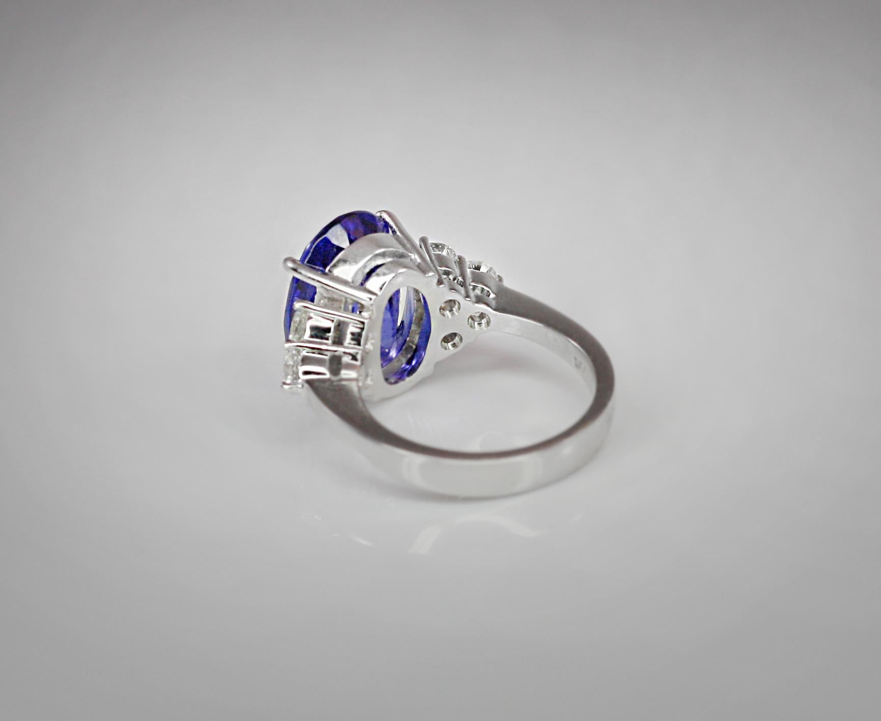 Women's Georgios Collections 18 Karat White Gold Oval Cut Tanzanite and Diamond Ring For Sale