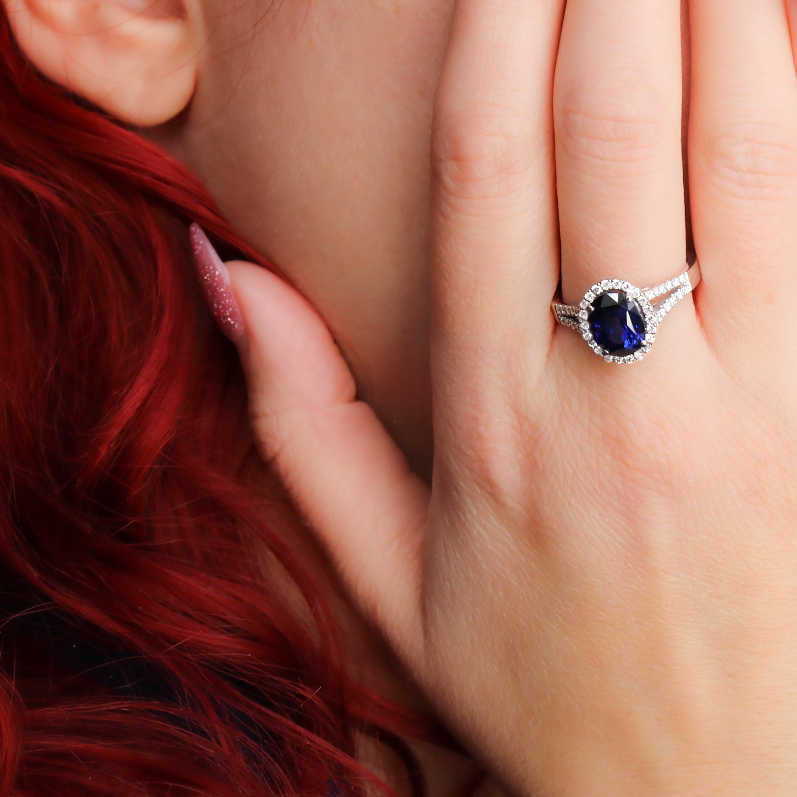 Georgios Collections 18 Karat White Gold Oval Sapphire Ring with Diamonds im Angebot 4