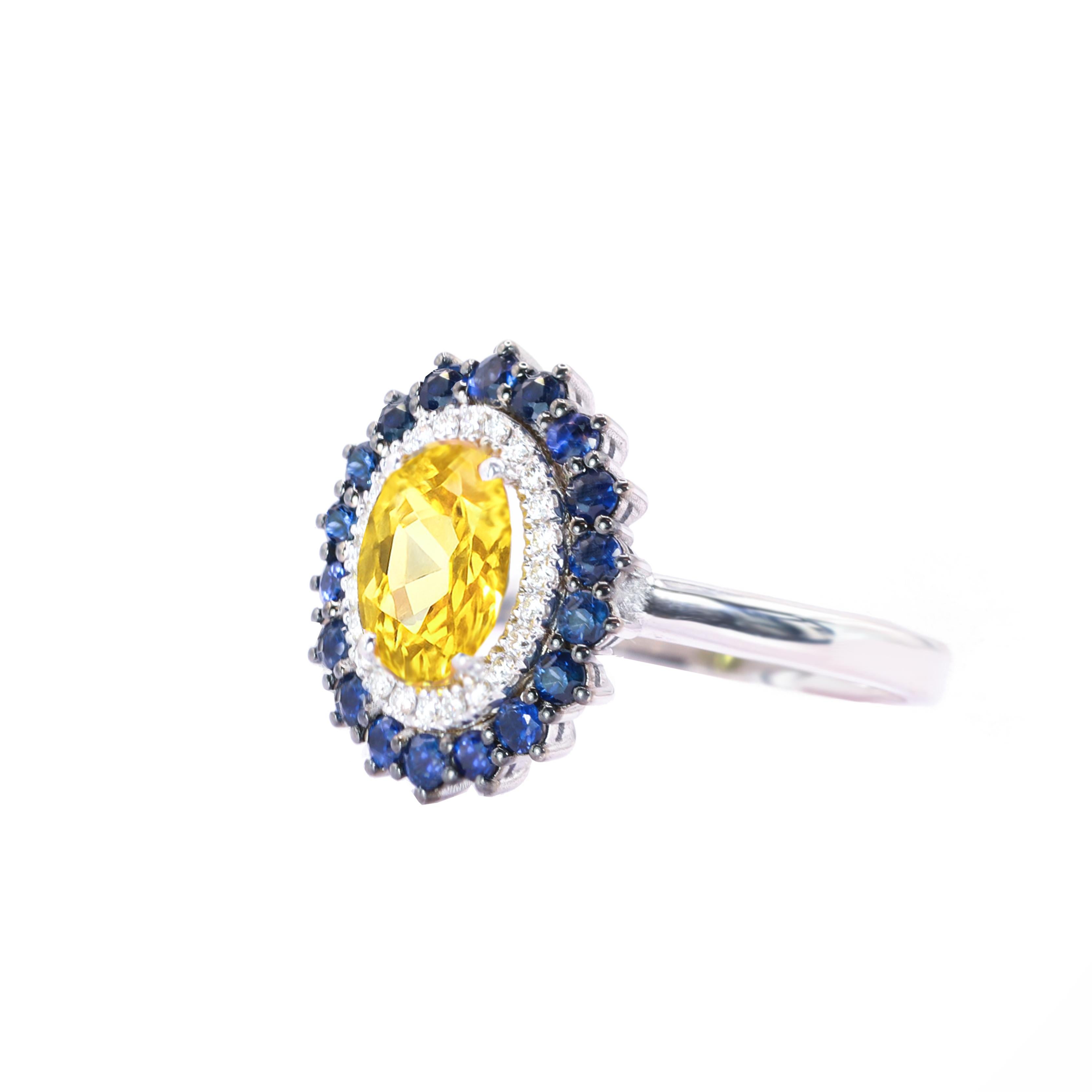 Georgios Collections 18 Karat White Gold Oval Yellow Sapphire Ring with Diamonds im Zustand „Neu“ im Angebot in Astoria, NY