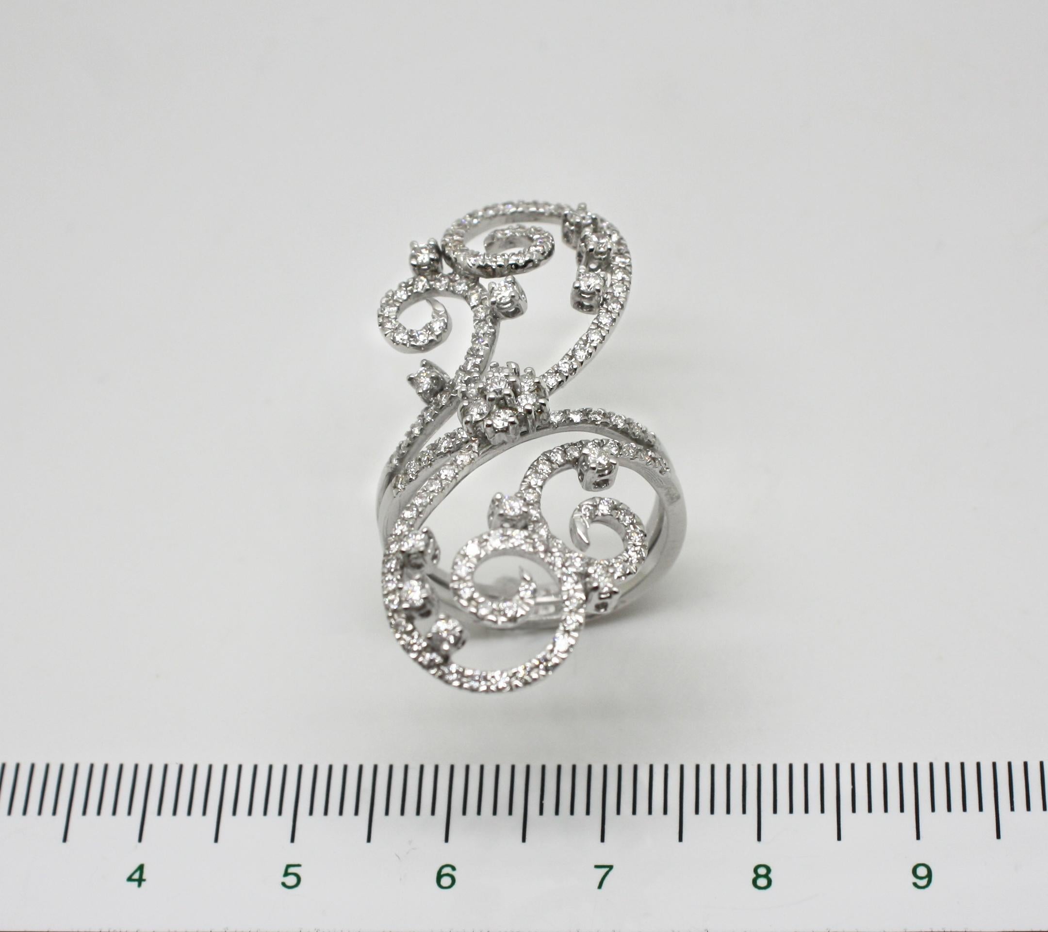Georgios Collections Bague spirale en or blanc 18 carats avec diamants blancs taille ronde en vente 1