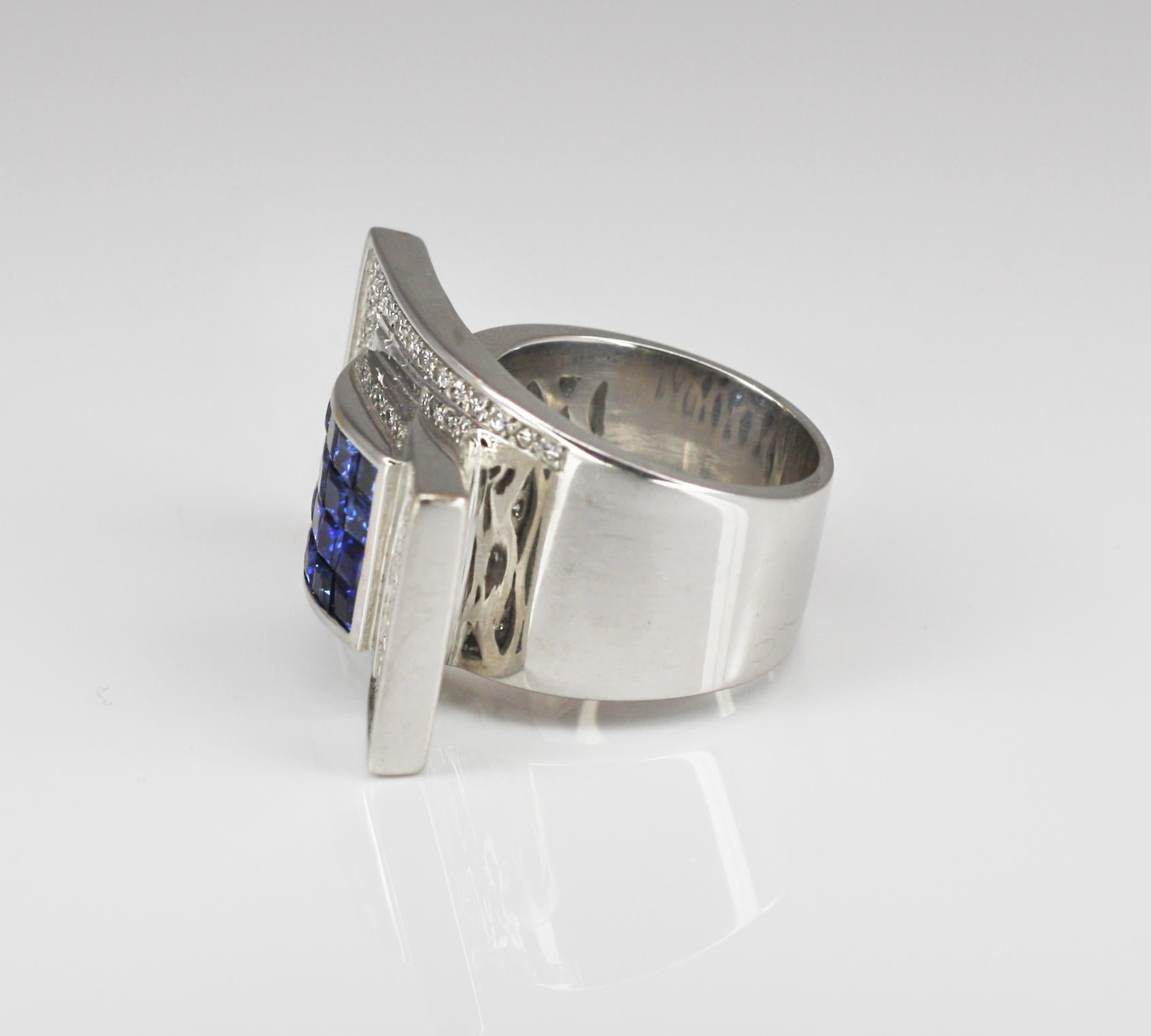 Georgios Collections 18 Karat White Gold Sapphire Diamond Geometric Band Ring In New Condition For Sale In Astoria, NY