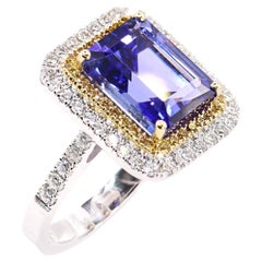 Anello con tanzanite e diamanti gialli in oro bianco 18 carati Georgios Collections