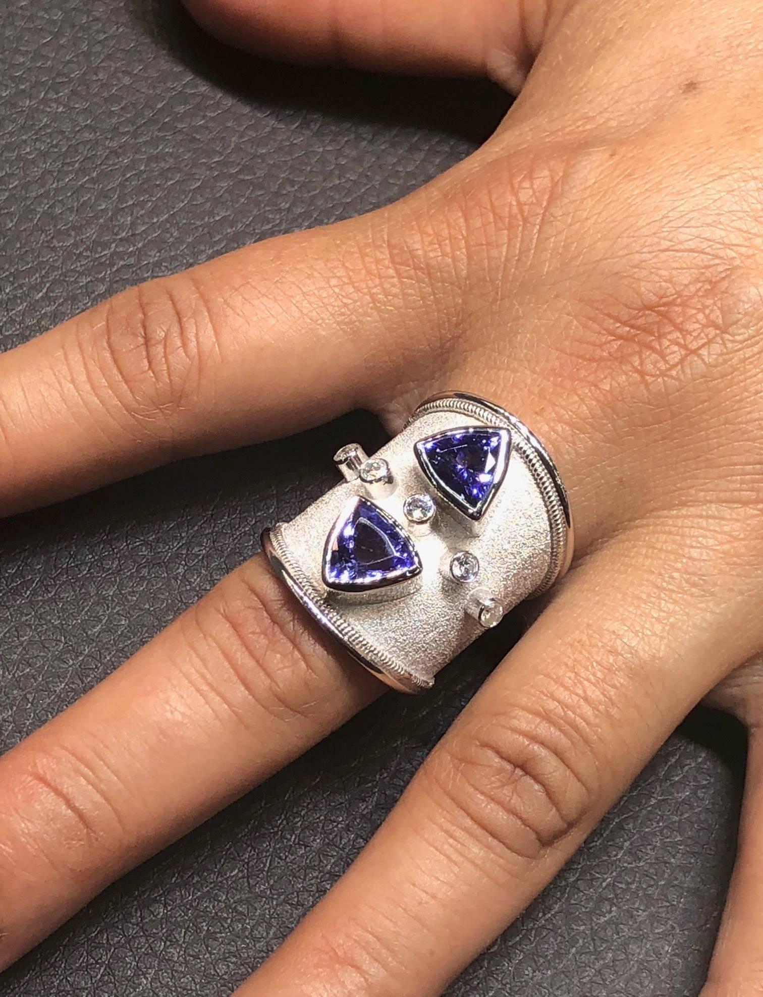 Byzantine Georgios Collections 18 Karat White Gold Trilliant Tanzanite and Diamond Ring For Sale