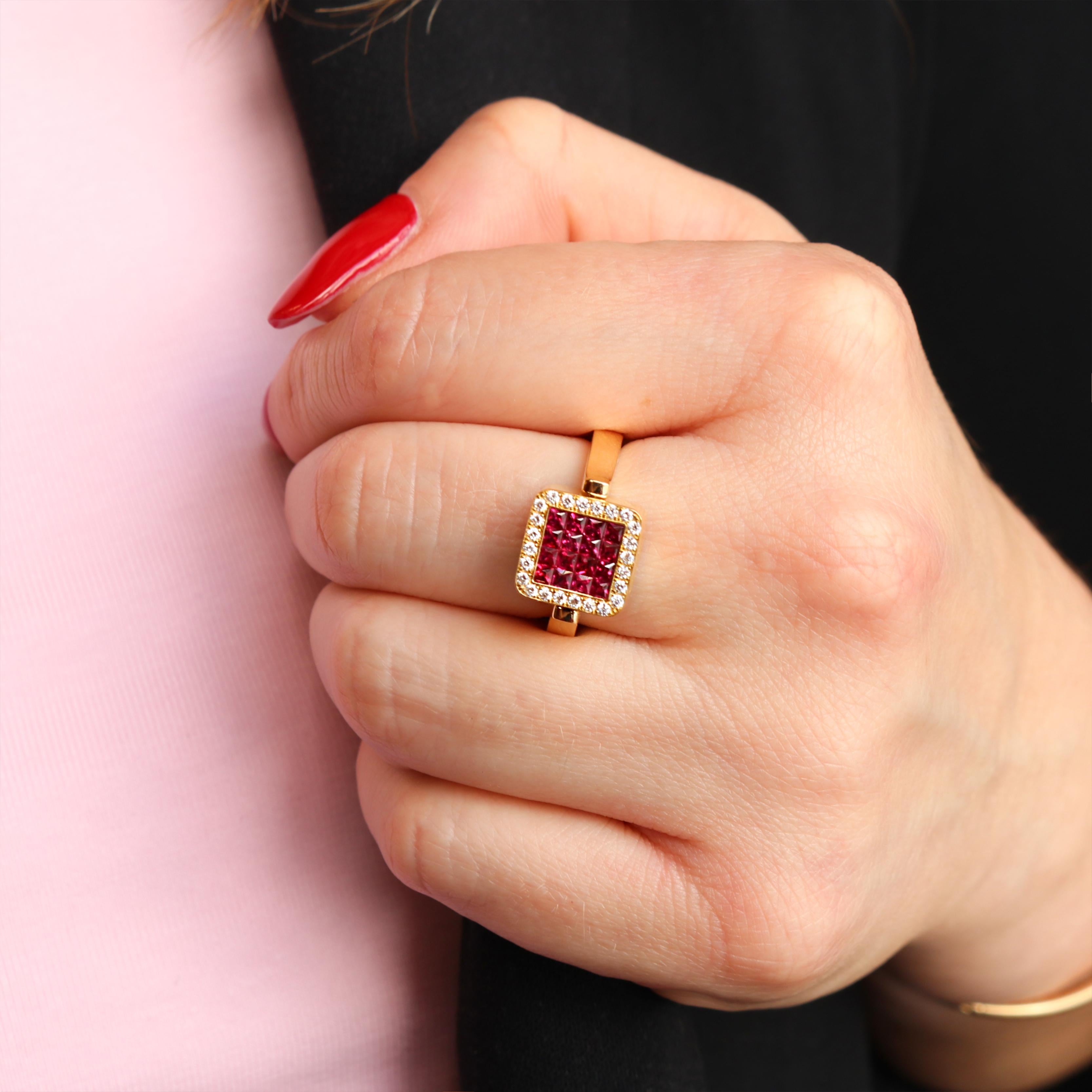 Georgios Collections 18 Karat Yellow Double Face Ring with Rubies and Sapphires in vendita 6