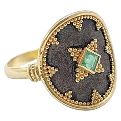 Georgios Collections 18 Karat Yellow Gold and Rhodium Emerald Round Band Ring