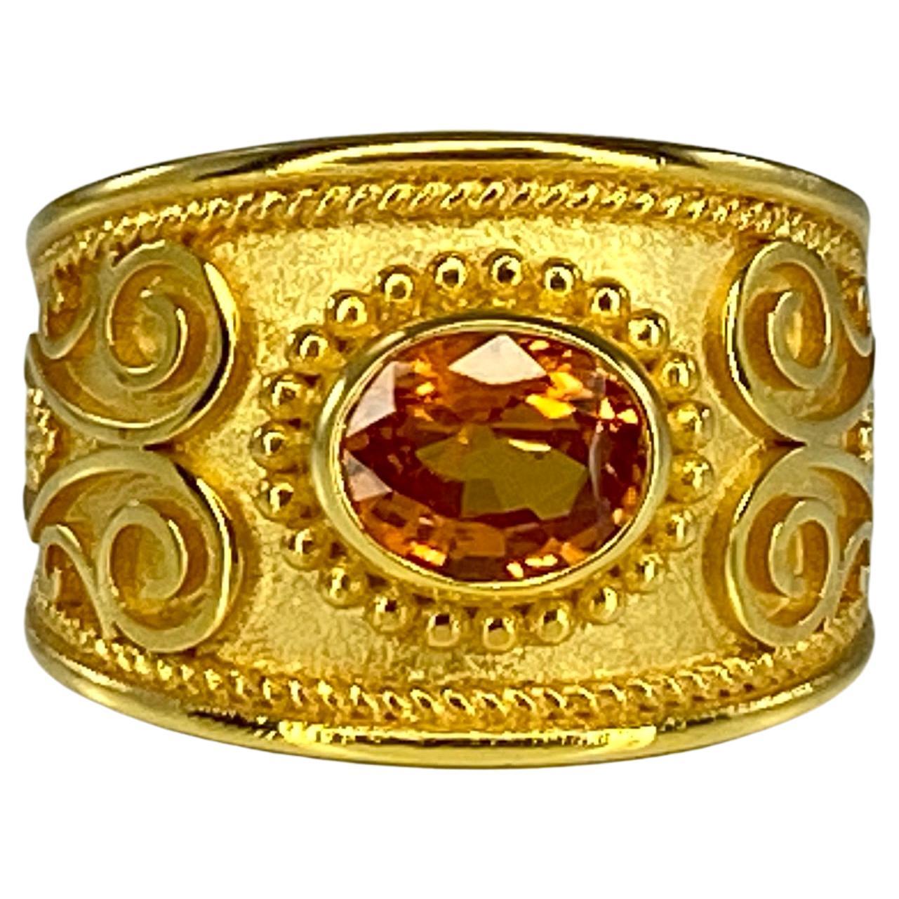 Bague collection Georgios en or jaune 18 carats de style byzantin en saphir orange en vente