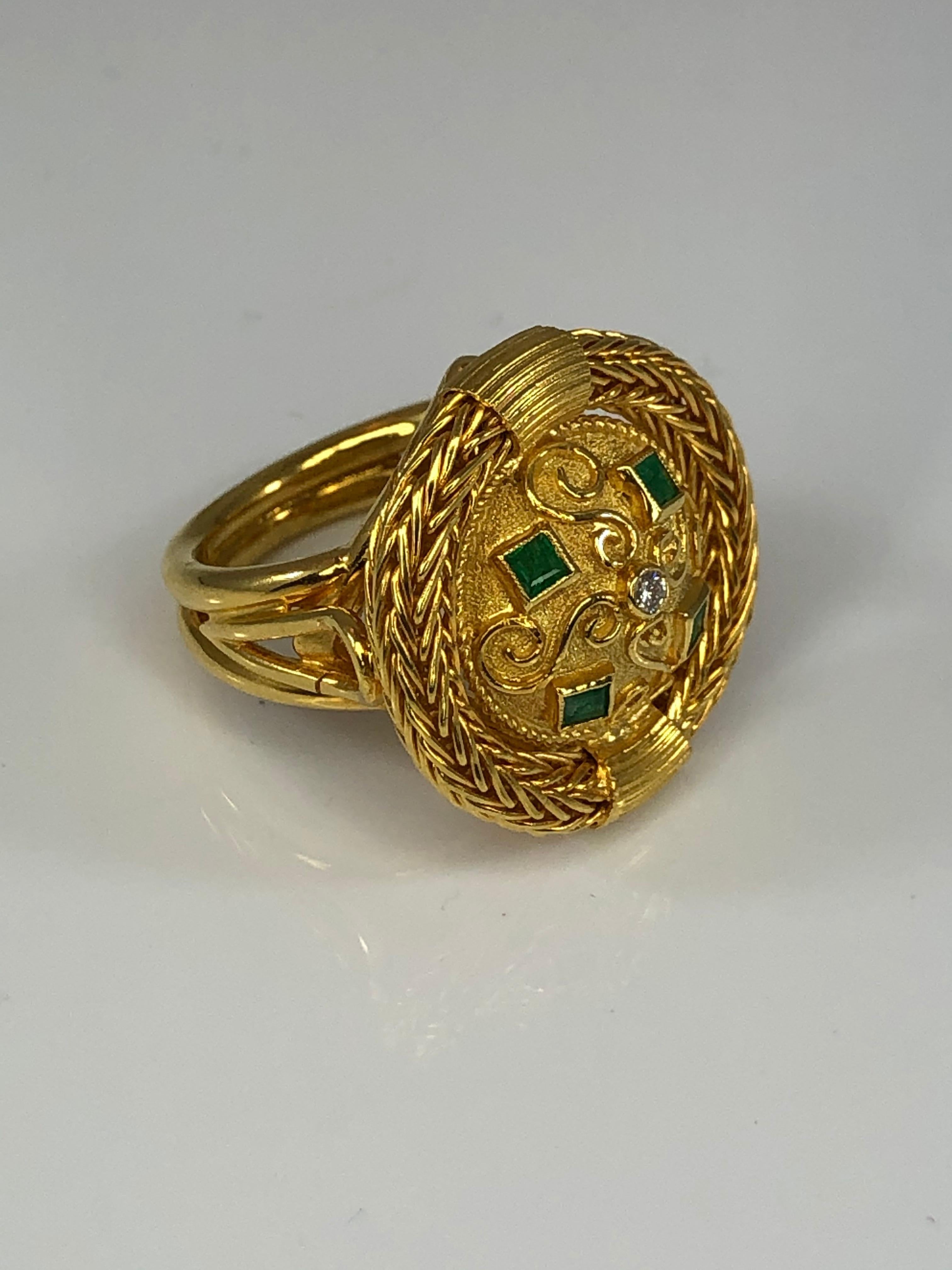 Byzantine Georgios Collections 18 Karat Yellow Gold Diamond and Emerald Knitted Ring For Sale