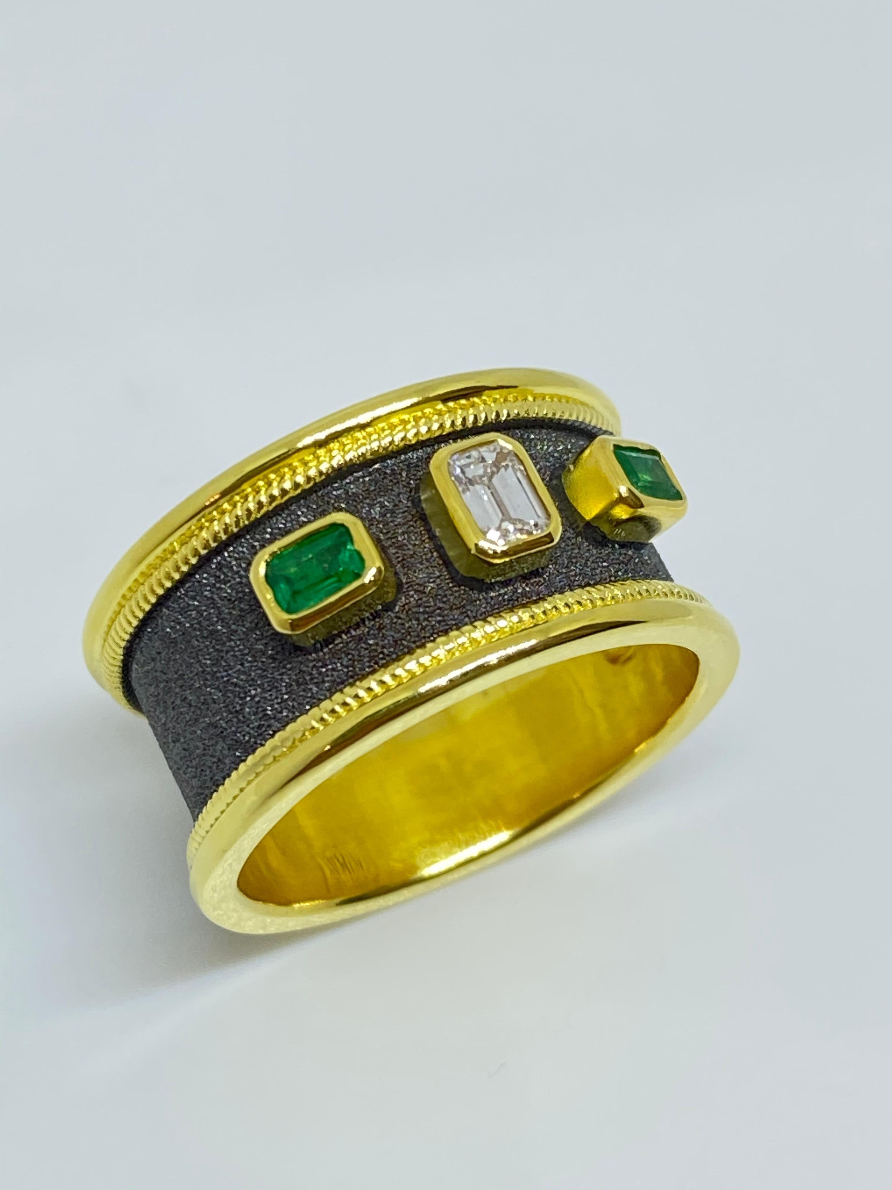 Georgios Collections 18 Karat Yellow Gold Diamond and Emerald Two-Tone Band Ring For Sale 3