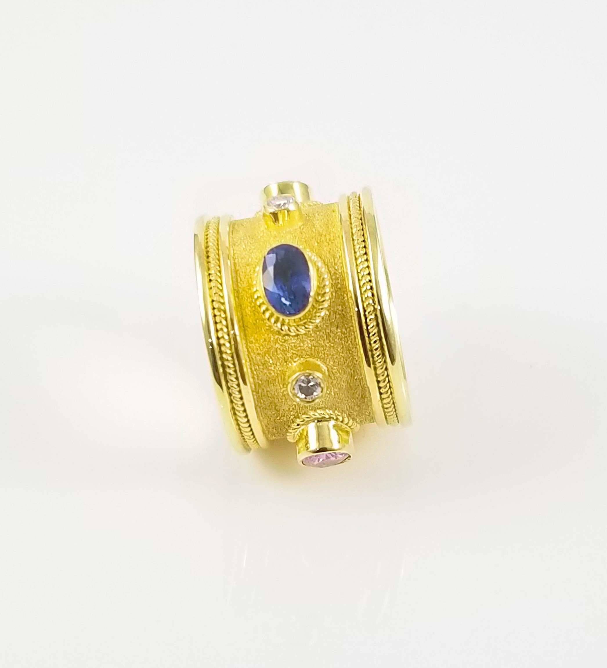 Georgios Kollektionen 18 Karat Gelbgold Diamant Multi Saphir breiter Bandring Damen im Angebot