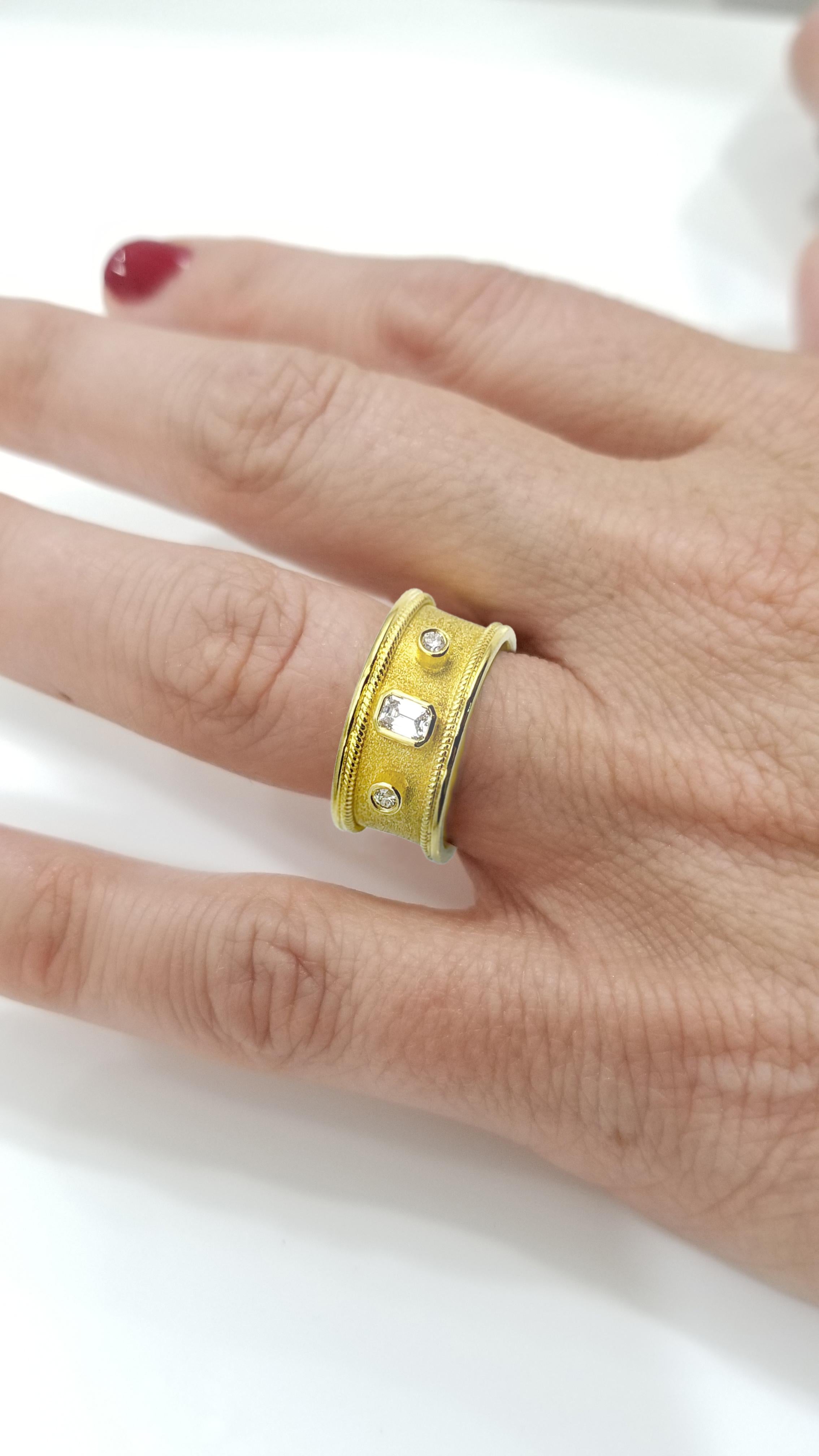 Georgios Collections 18 Karat Yellow Gold Diamond Band Ring Emerald Cut Diamond In New Condition For Sale In Astoria, NY