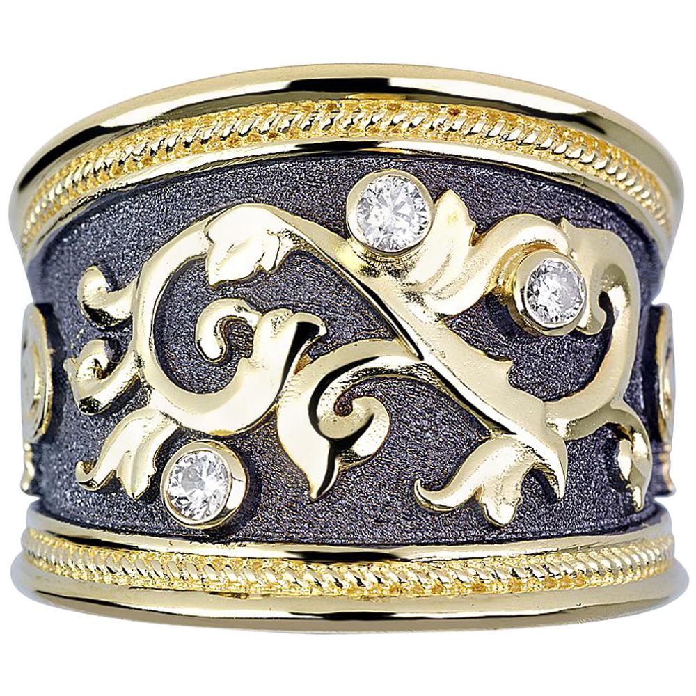 Georgios Collections Anillo ancho de oro amarillo de 18 quilates con diamantes y rodio negro