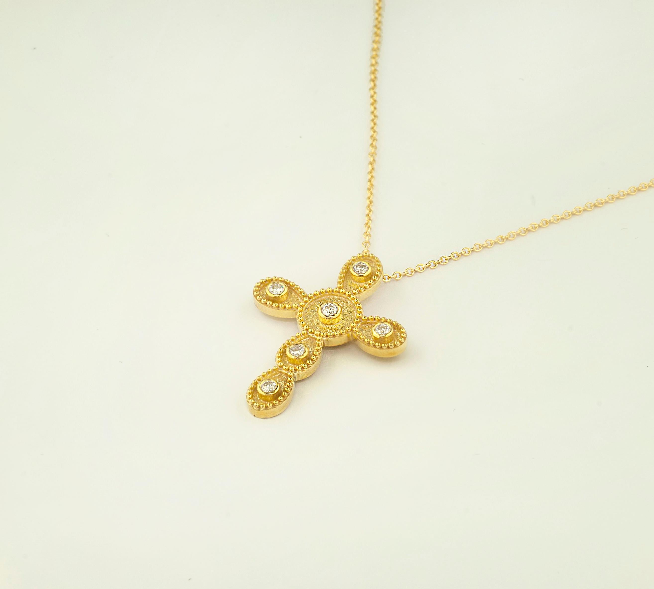 Georgios Kollektionen 18 Karat Gelbgold Diamant Byzantinischer Stil Kreuz Halskette im Angebot 1