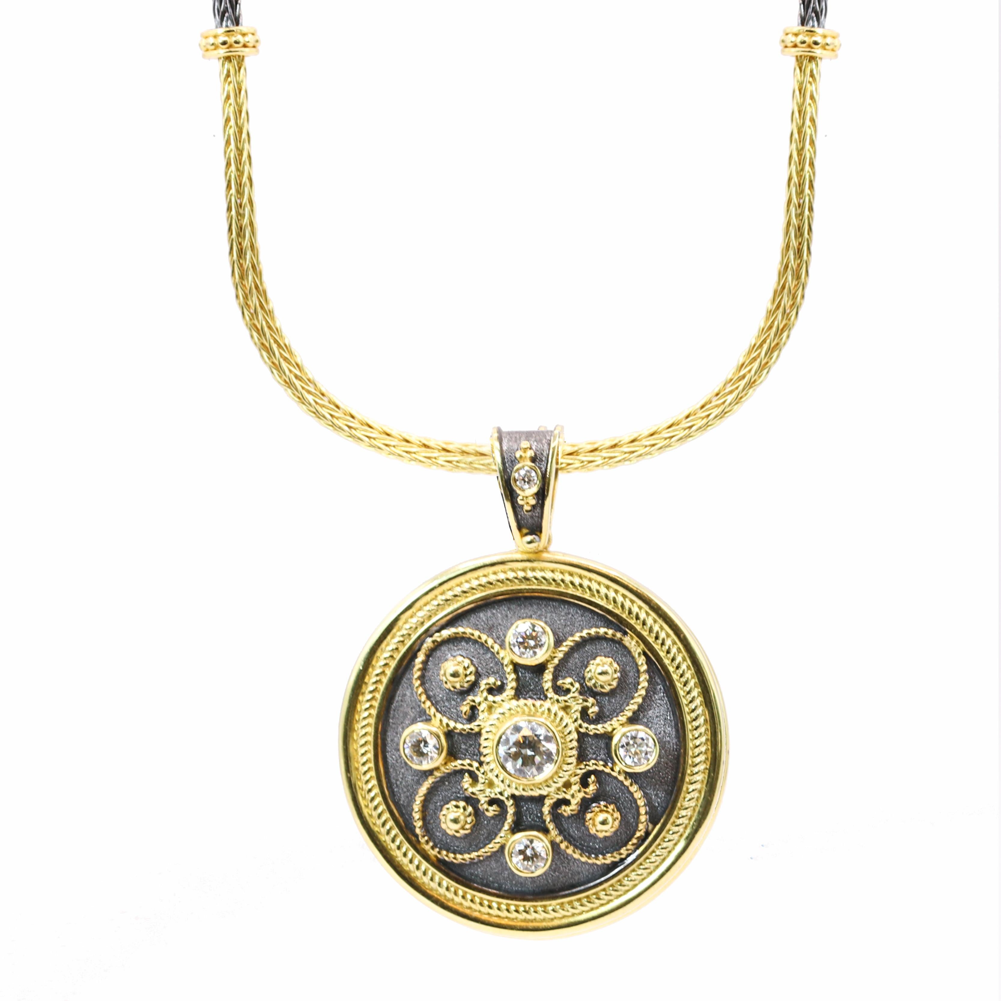 Pendentif pièce de monnaie Georgios Collections en or jaune 18 carats et diamants avec rhodium Pour femmes en vente