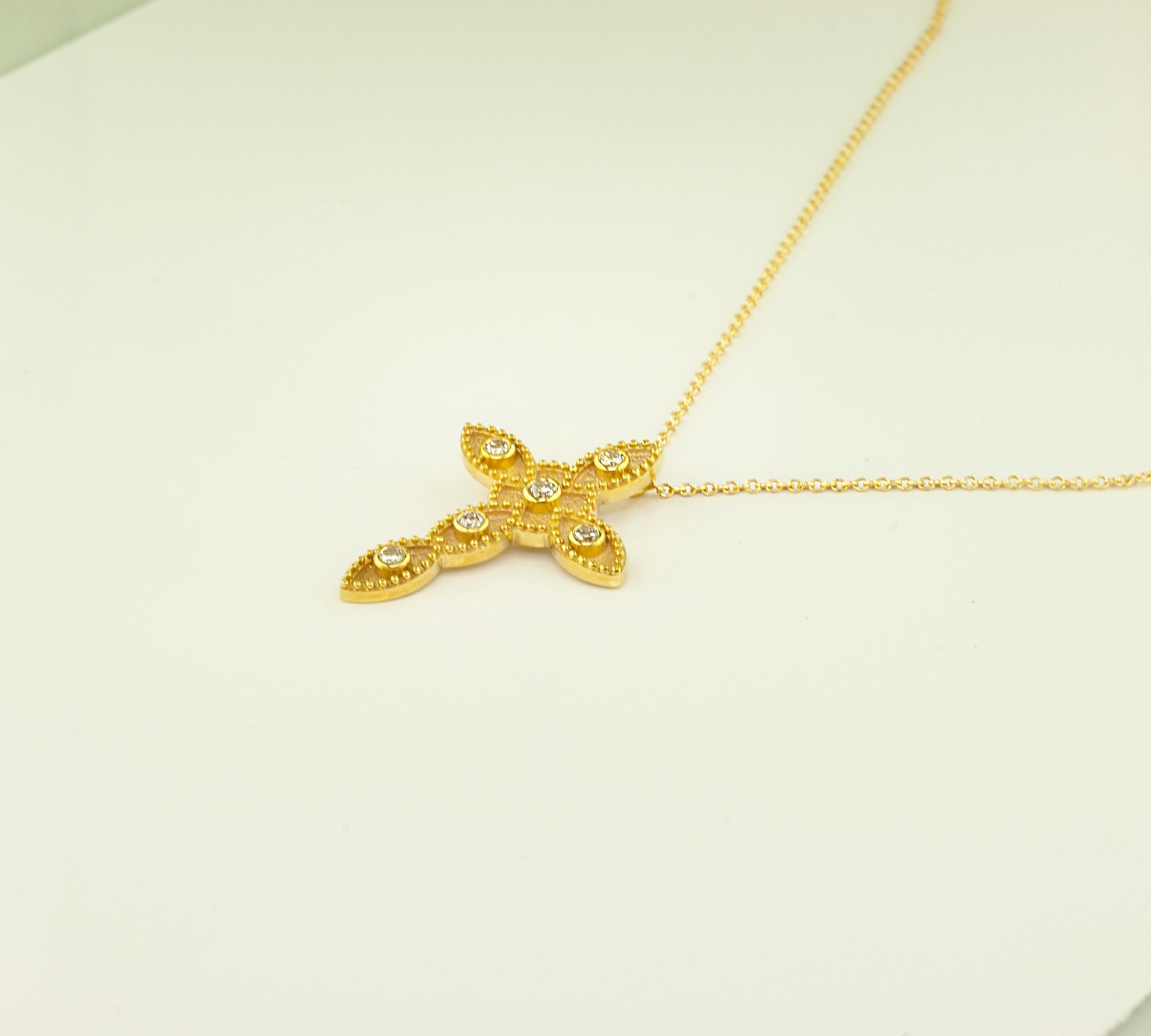 Georgios Kollektionen 18 Karat Gelbgold Diamant-Kreuz und Kette Halskette (Brillantschliff) im Angebot