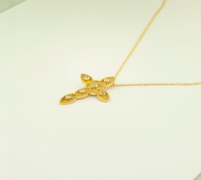 Brilliant Cut Georgios Collections 18 Karat Yellow Gold Diamond Cross and Chain Necklace For Sale