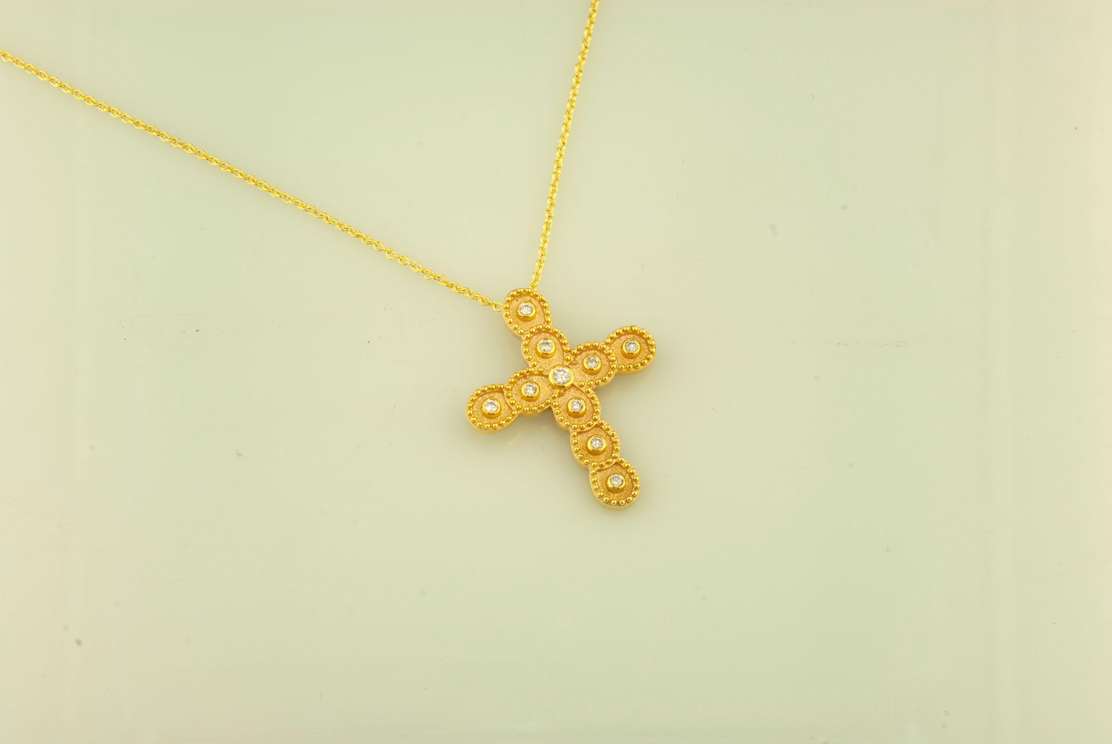 Georgios Collections 18 Karat Gelbgold Diamant-Kreuz-Halskette mit Kette (Rundschliff) im Angebot