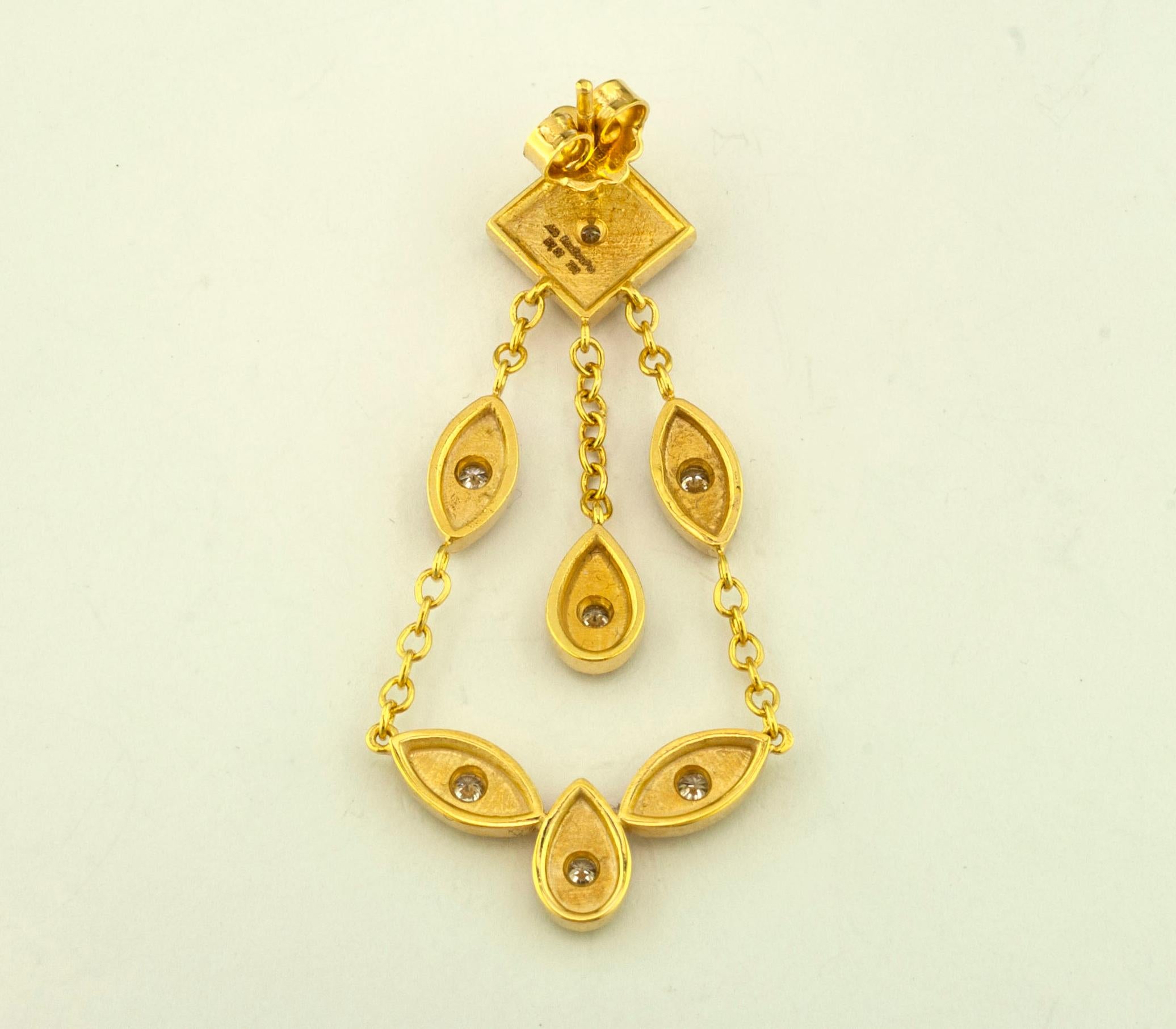 Women's Georgios Collections 18 Karat Yellow Gold Diamond Dangle Chandelier Earrings For Sale